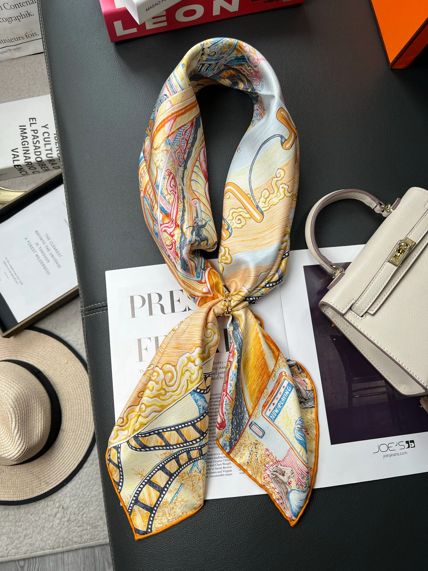 Silk Scarves HERMES 18093496