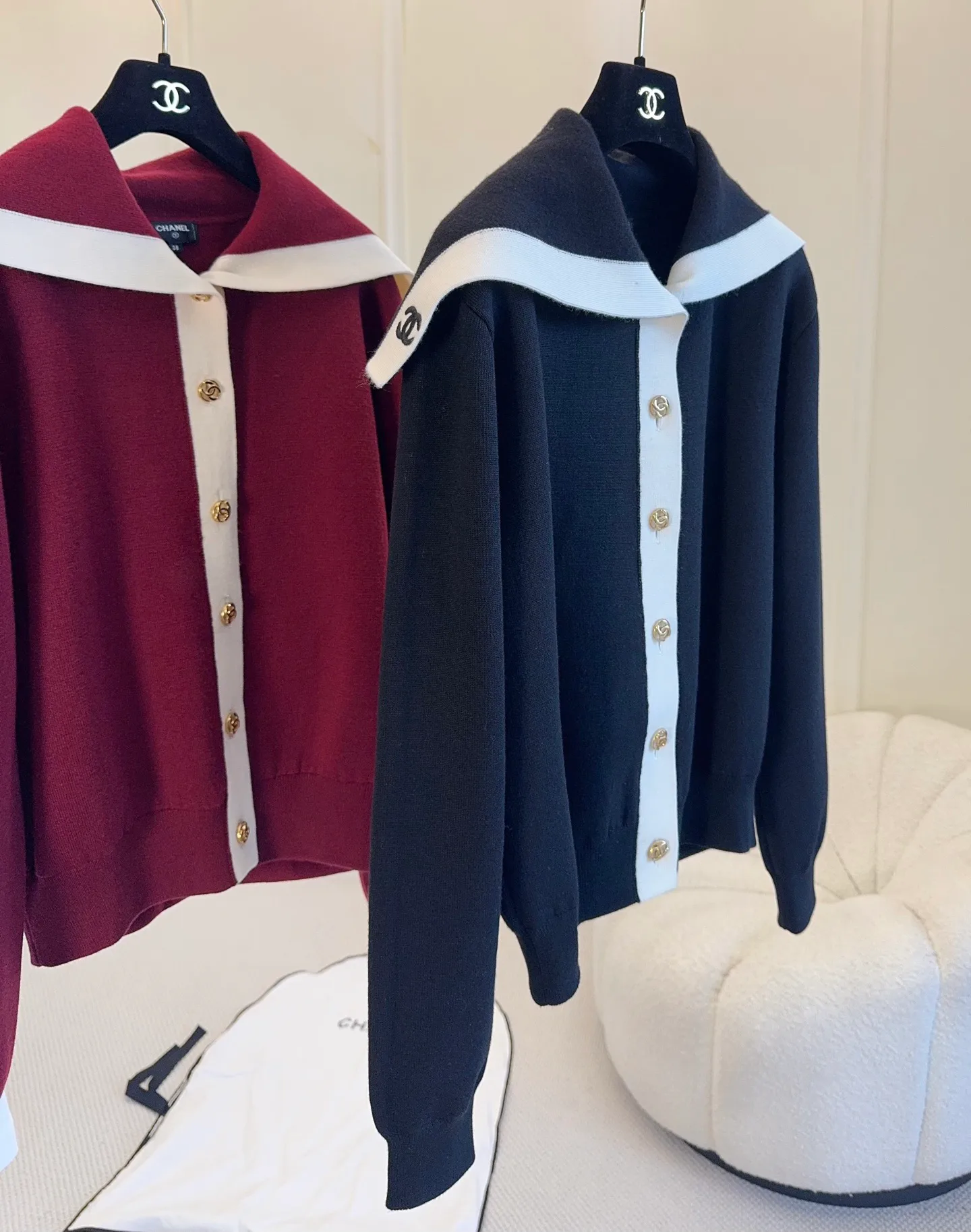 Women's Jumpers And Sweaters CHANEL 17960302