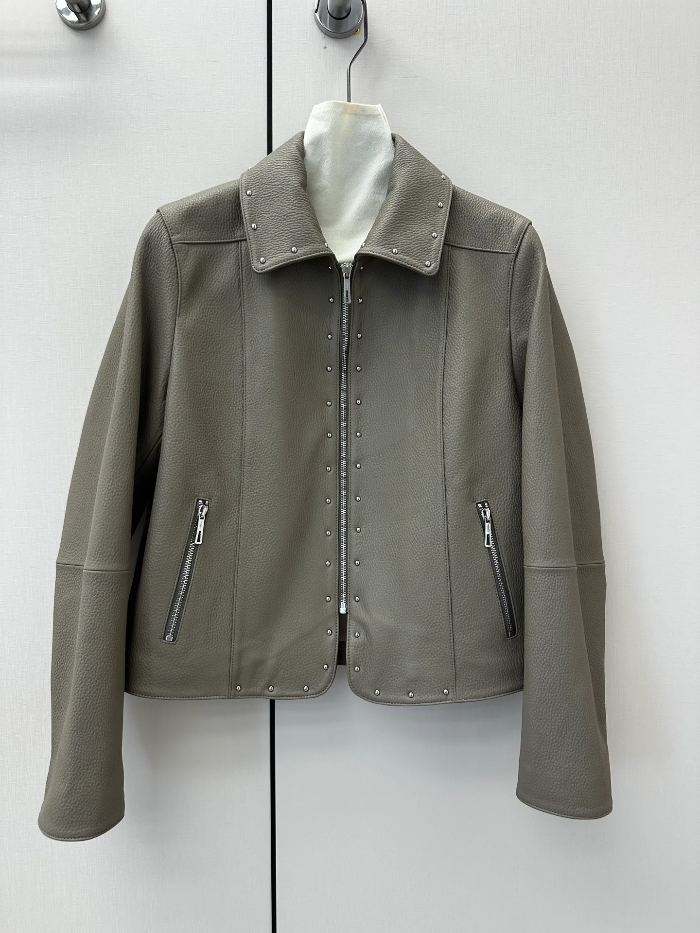 Women's Leather Jackets And Sheepskin Coats HERMES 17328302
