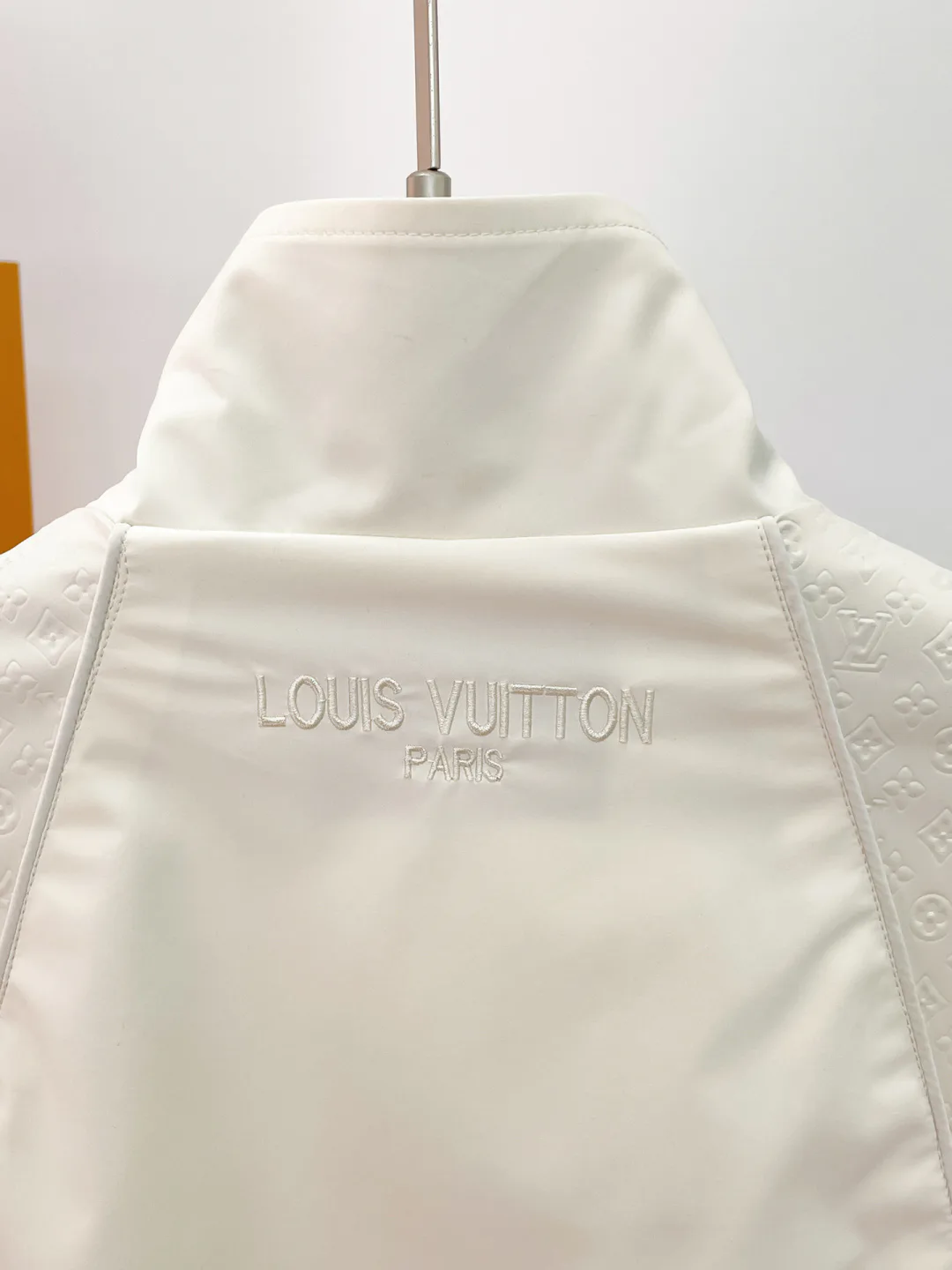 Men's Jackets And Down Jackets LOUIS VUITTON 17966734