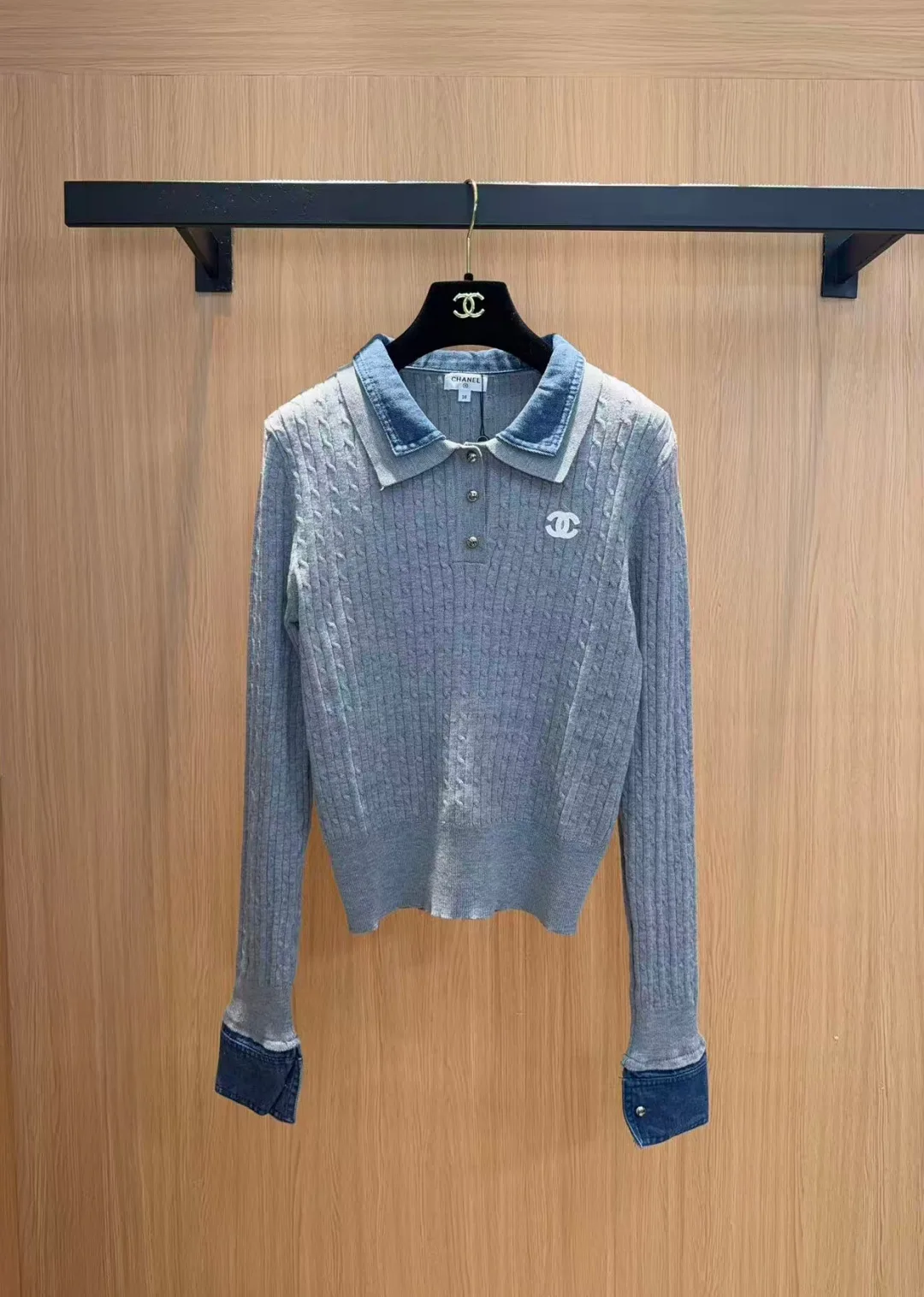 Women's Jumpers And Sweaters CHANEL 18138036