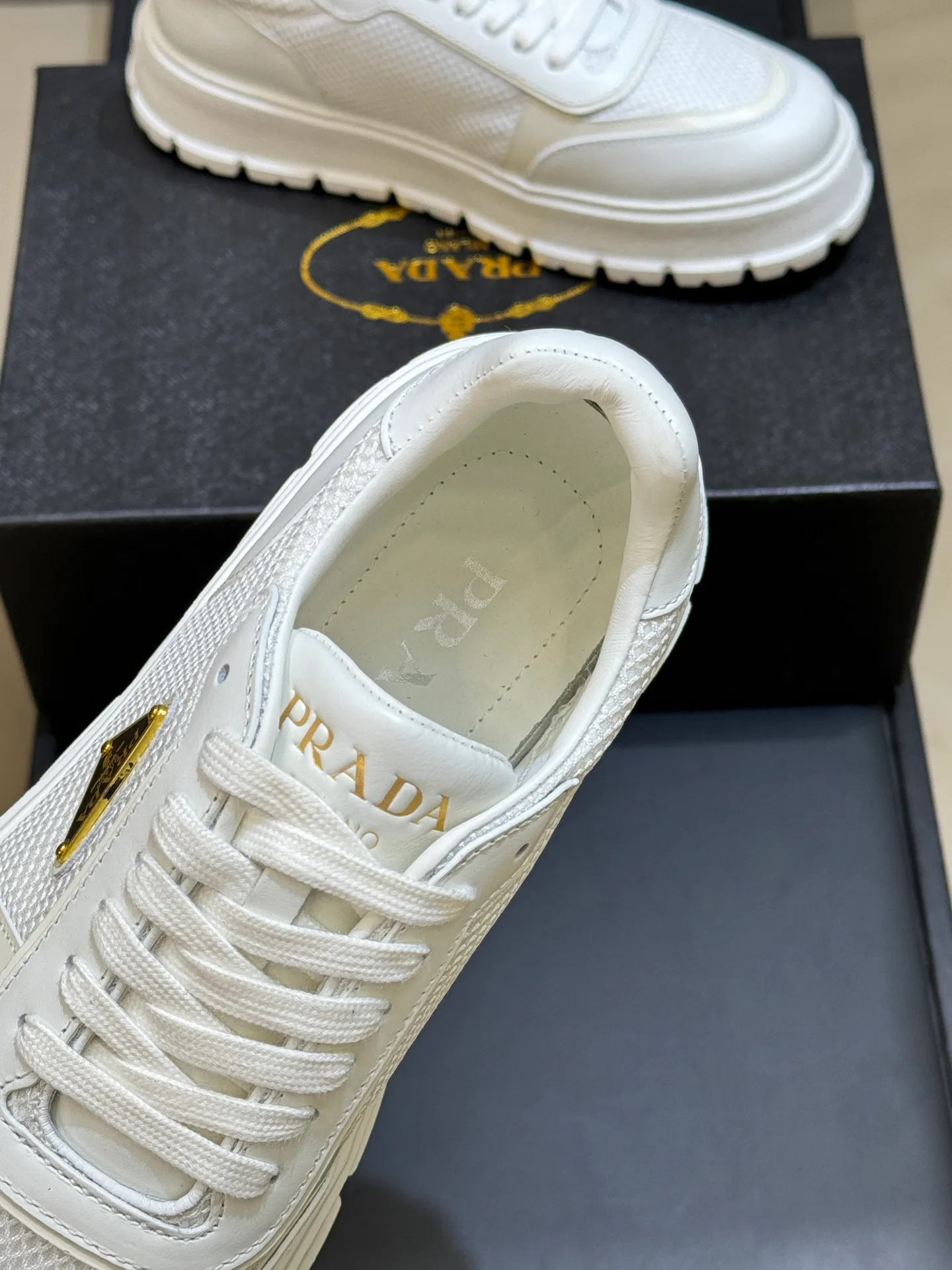 Men's Sneakers PRADA 17915325
