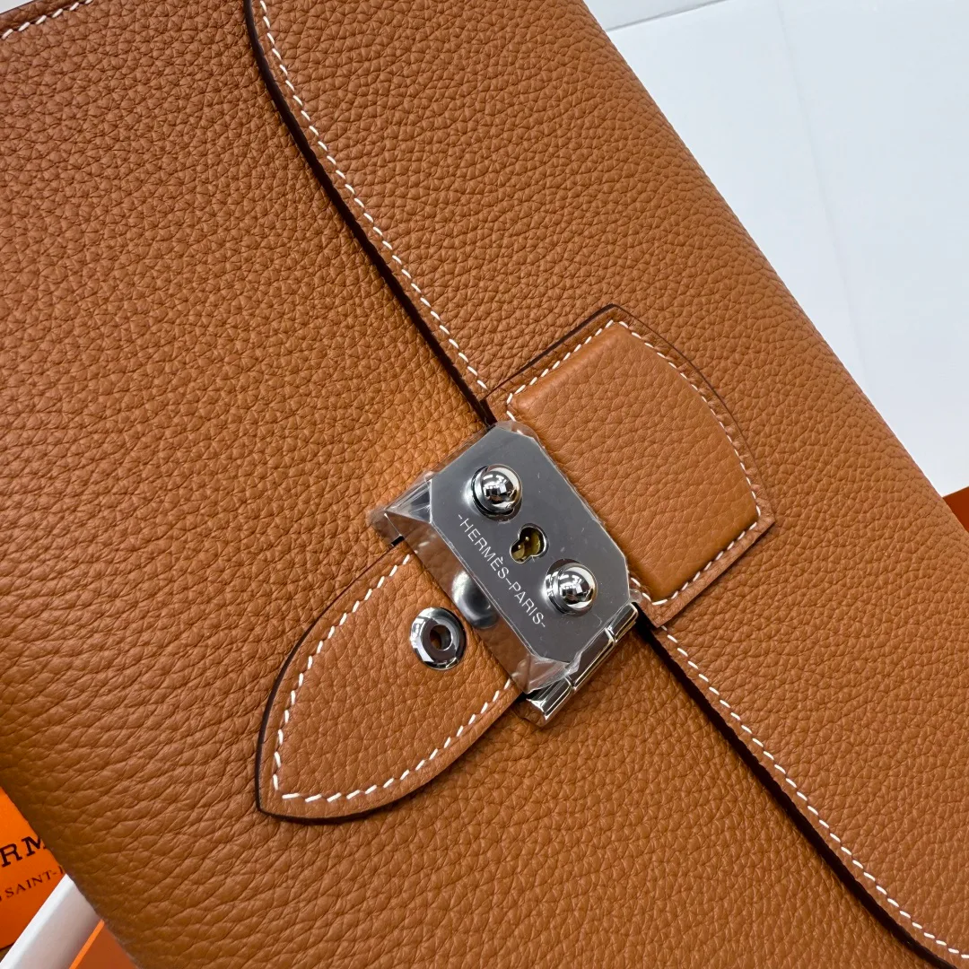 Women's Clutches HERMES 18077368