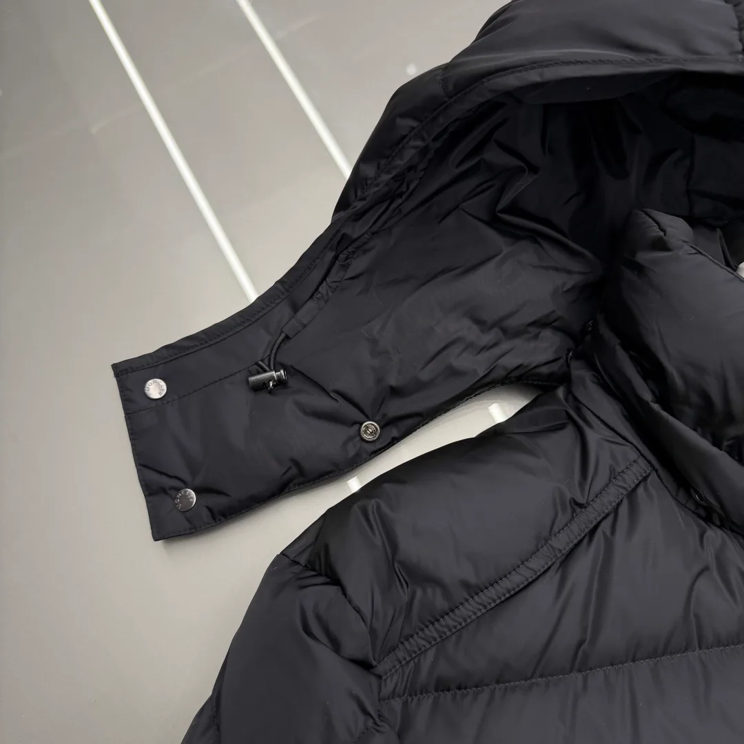 Men's Jackets And Down Jackets MONCLER 17897544