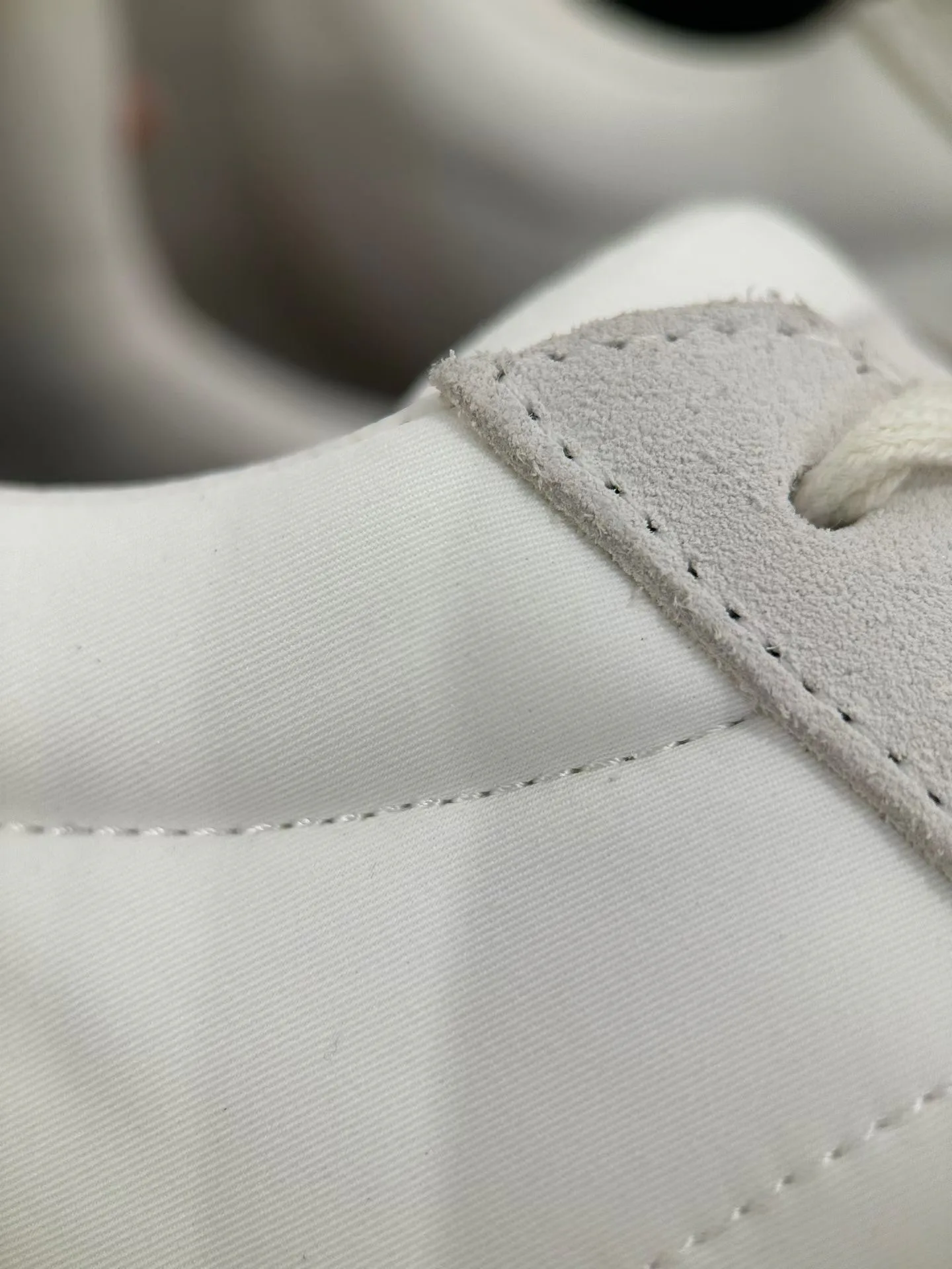 Women's Sneakers LORO PIANA 18267431