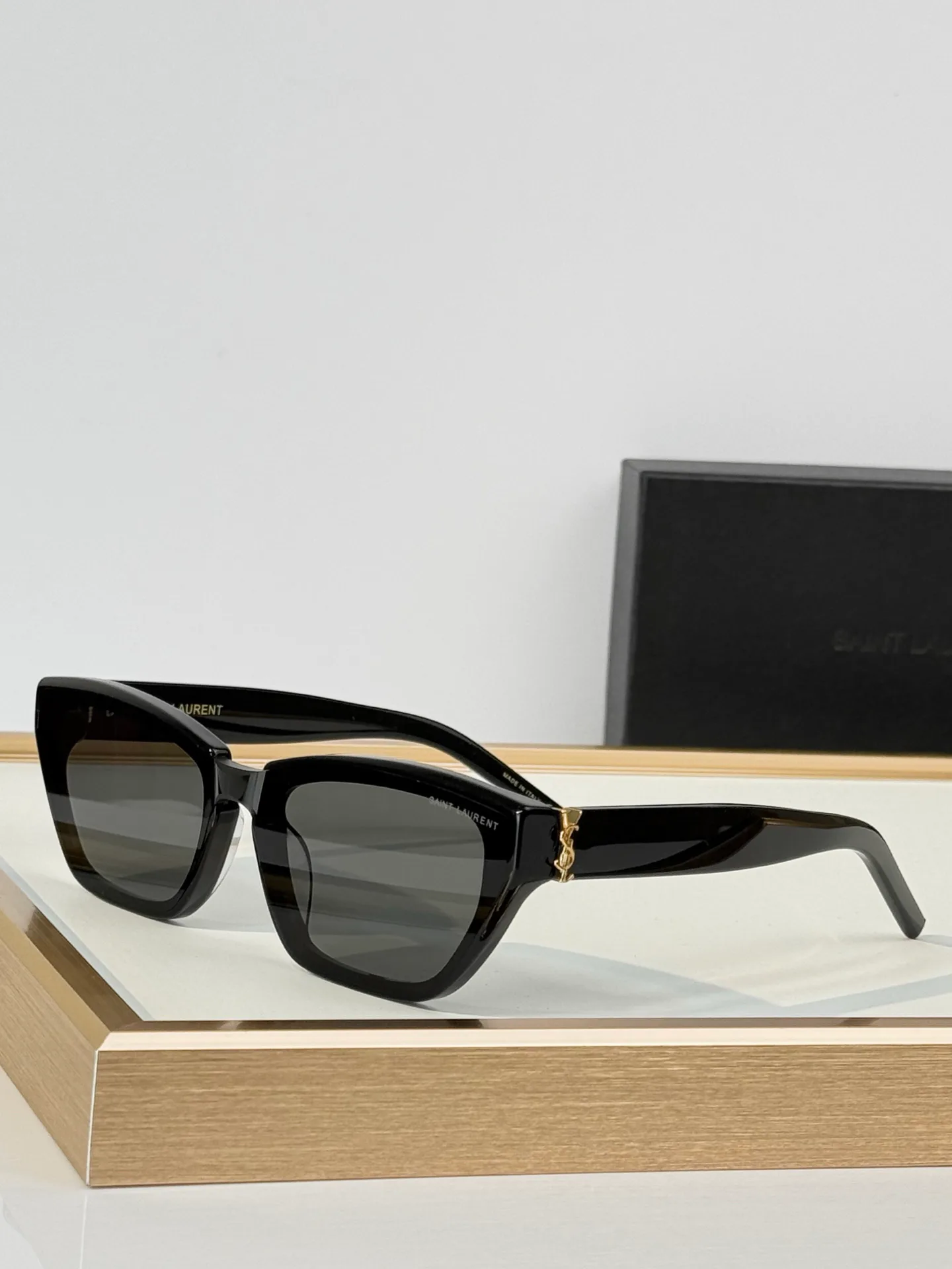 Glasses SAINT LAURENT 17920532