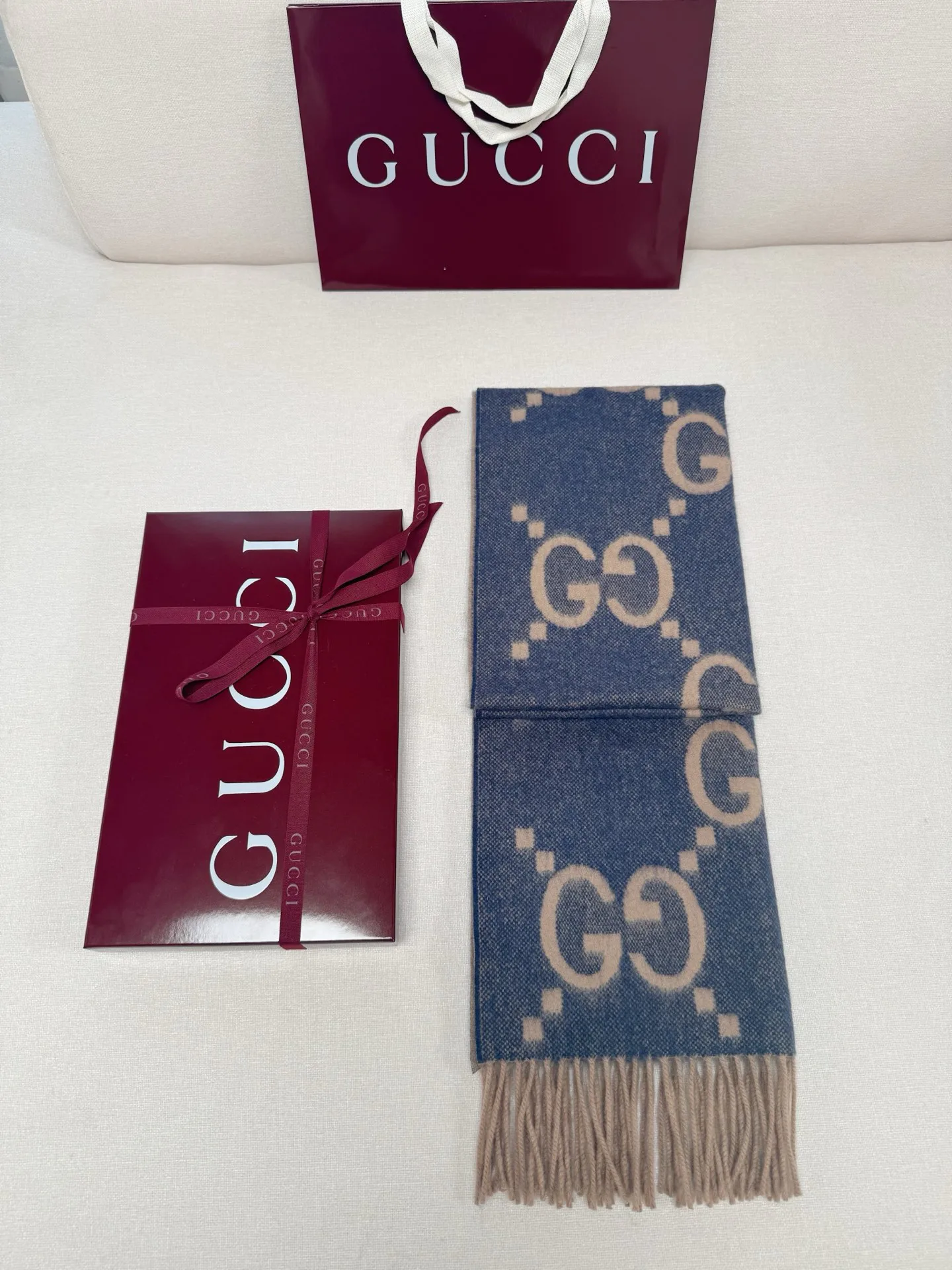 Scarves GUCCI 17945372