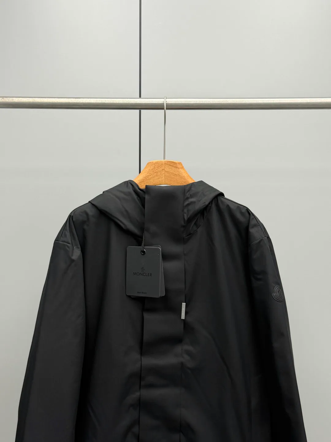 Men's Jackets And Down Jackets MONCLER 18029490