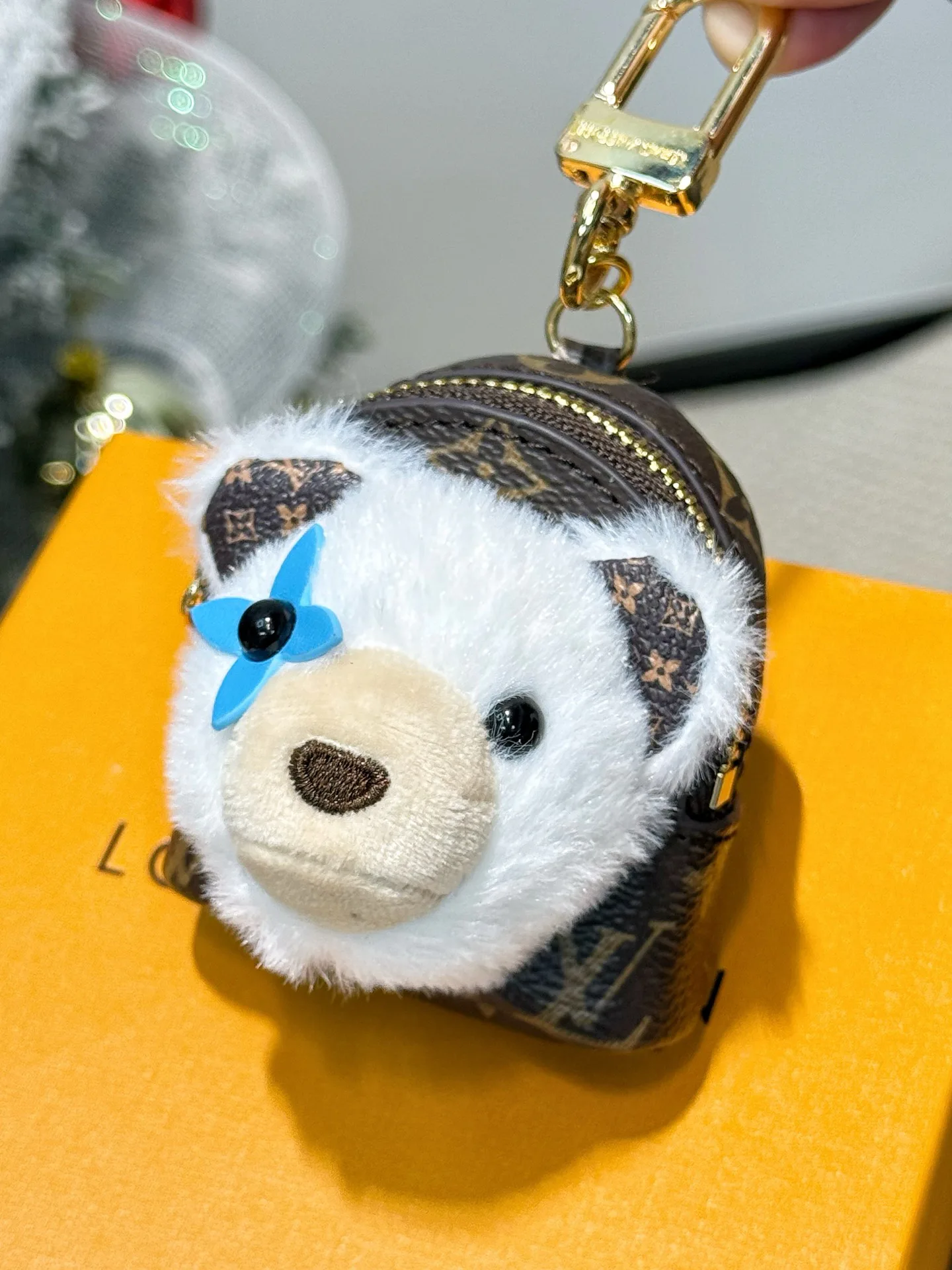 Key Cases LOUIS VUITTON 17886402