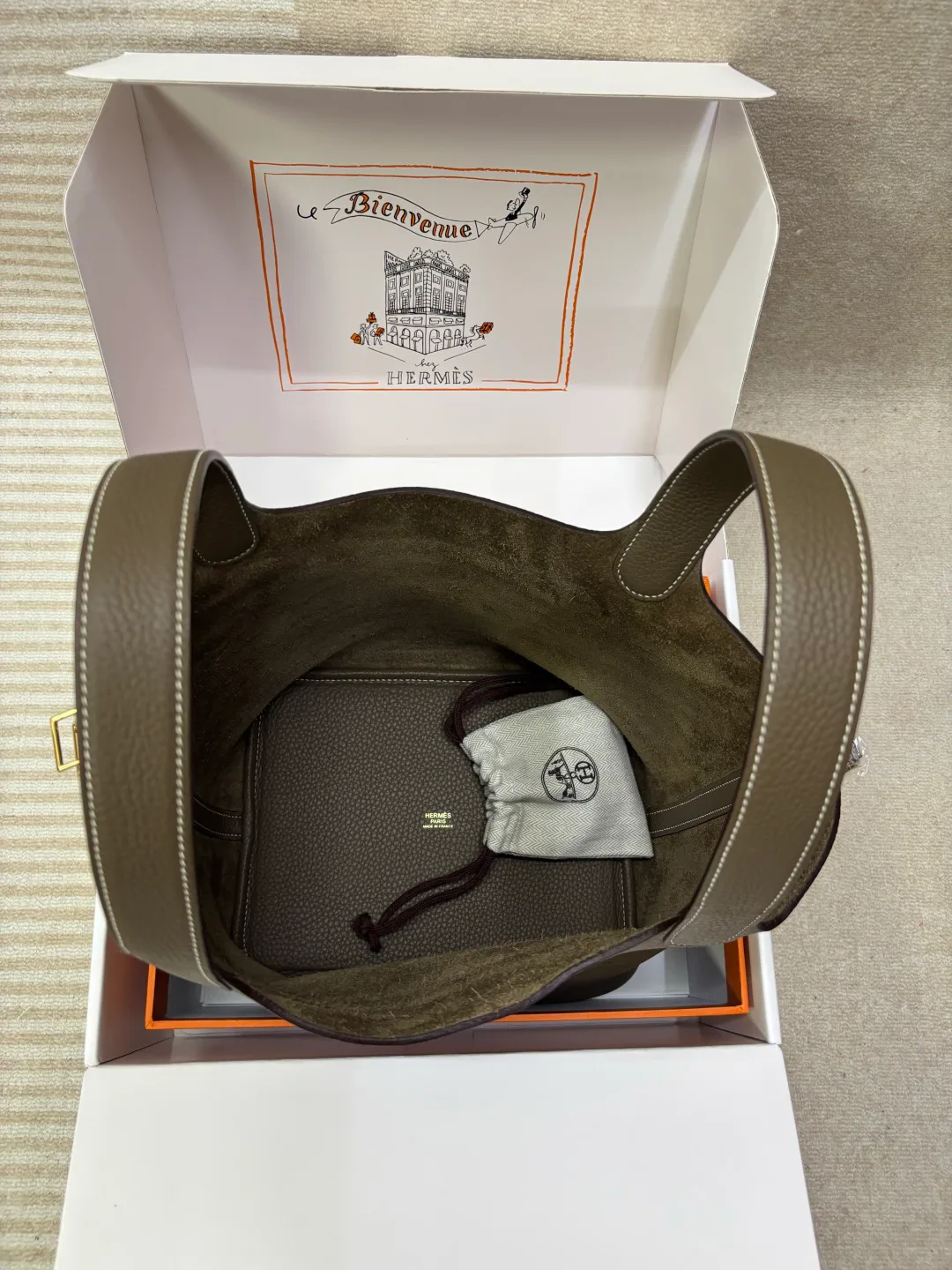 Women's Classic Handbags HERMES 18203134