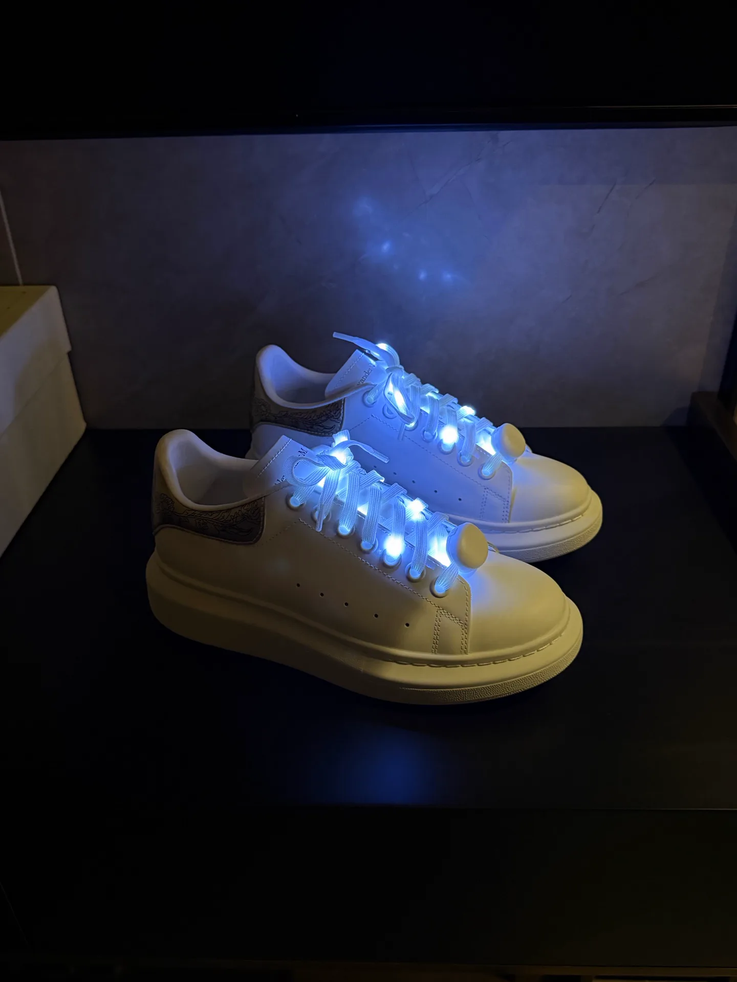 Women's Sneakers ALEXANDER MCQUEEN 18363915