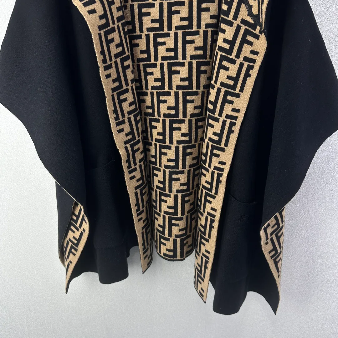 Women's Jumpers And Sweaters FENDI 17953715