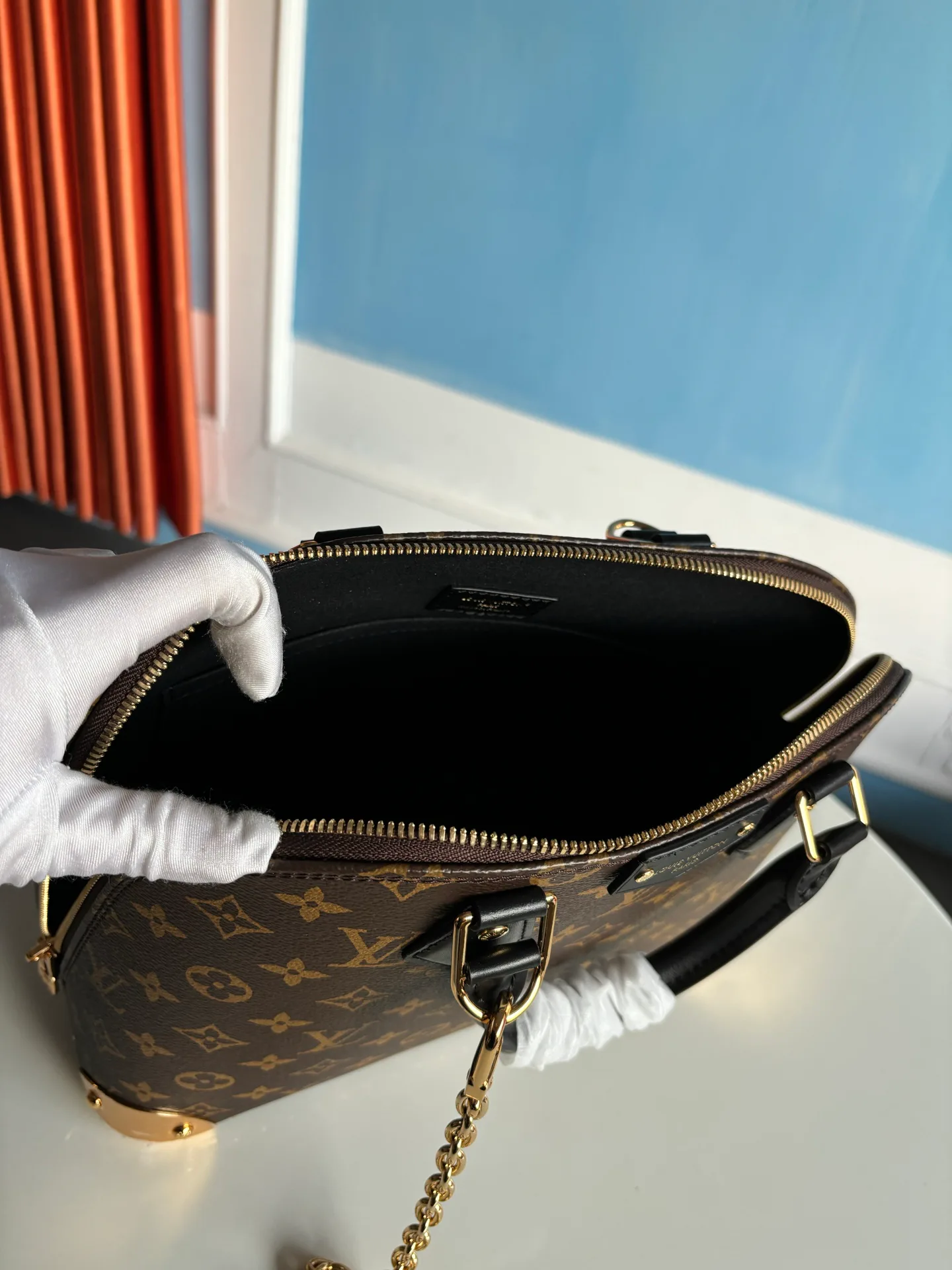 Women's Classic Handbags LOUIS VUITTON 17611240