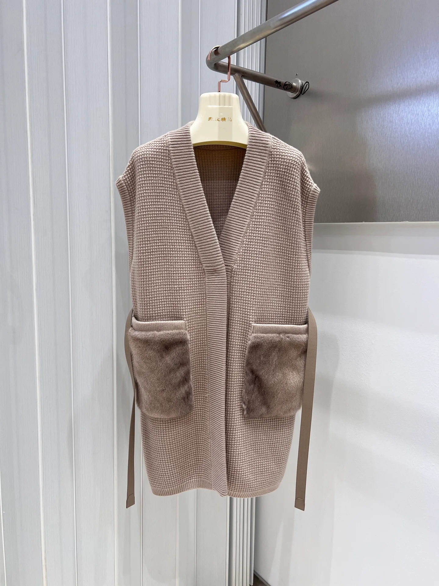 Women's Vests LORO PIANA 18017098