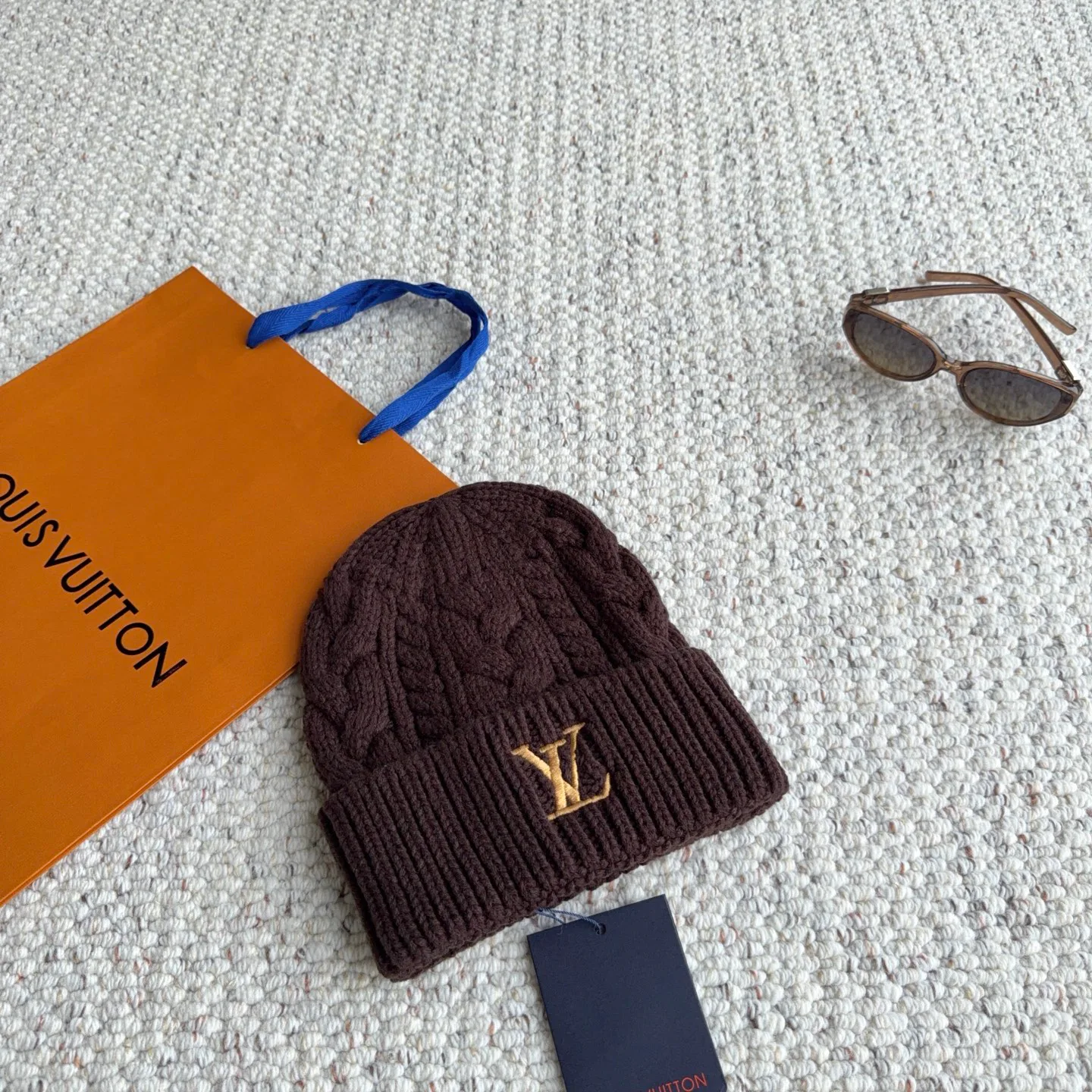 Hats LOUIS VUITTON 18450105