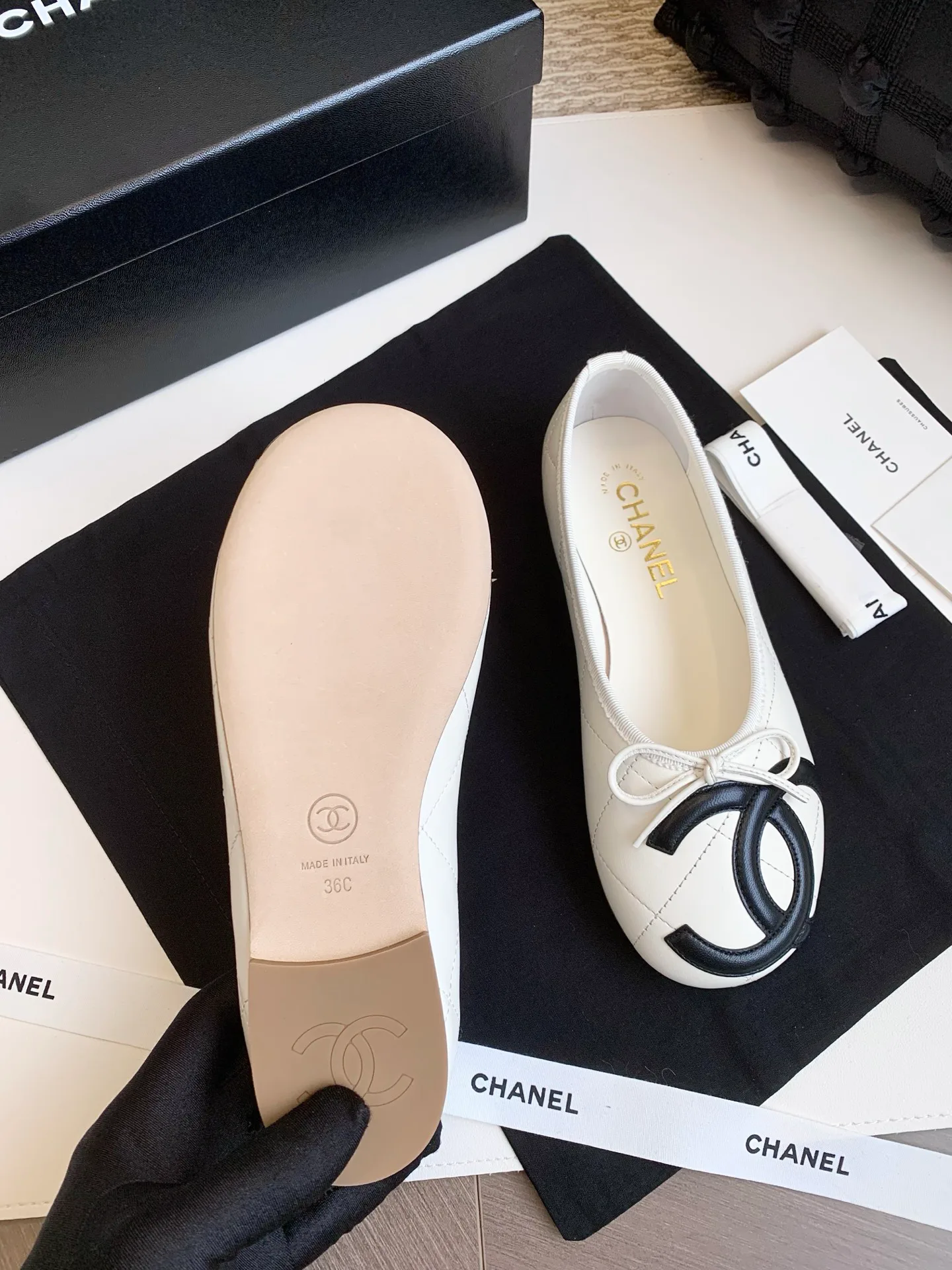 Women's Ballet Flats CHANEL 17990379