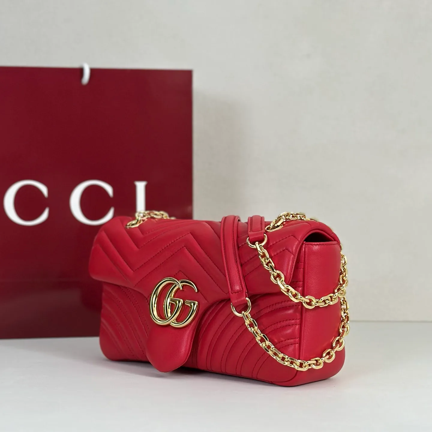 Классические Сумки Женские Gucci 18614537