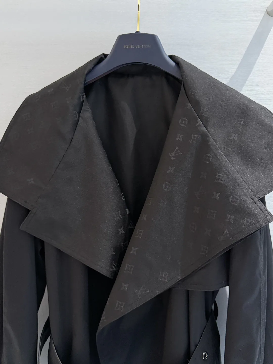 Women's Trench Coats LOUIS VUITTON 18049798