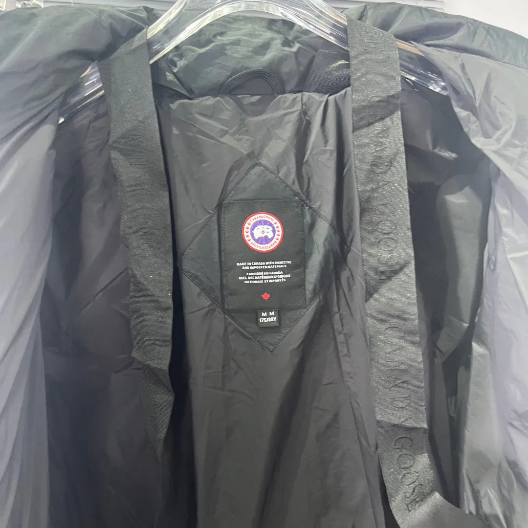 Men's Jackets And Down Jackets CANADA GOOSE 18204206