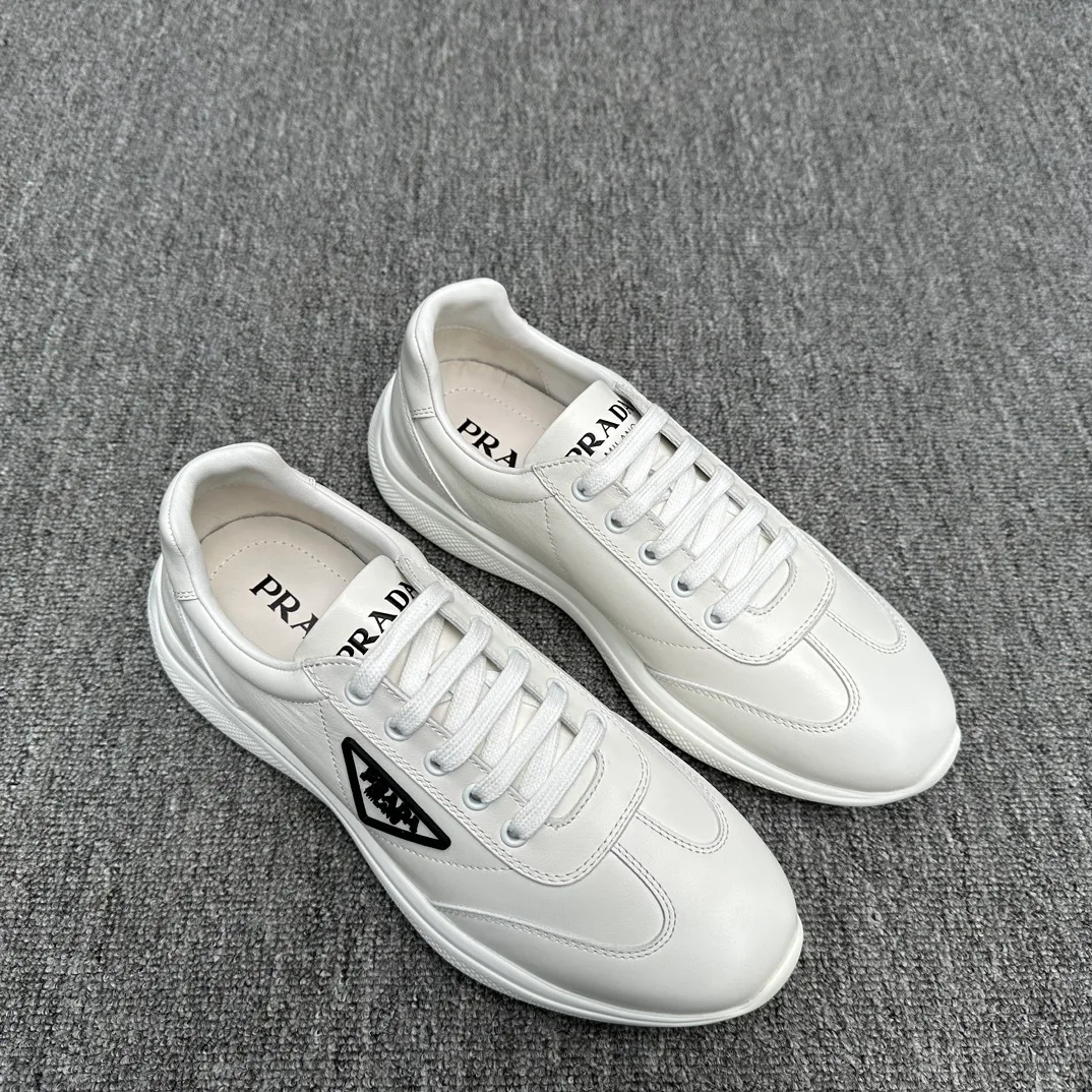 Men's Sneakers PRADA 18076360