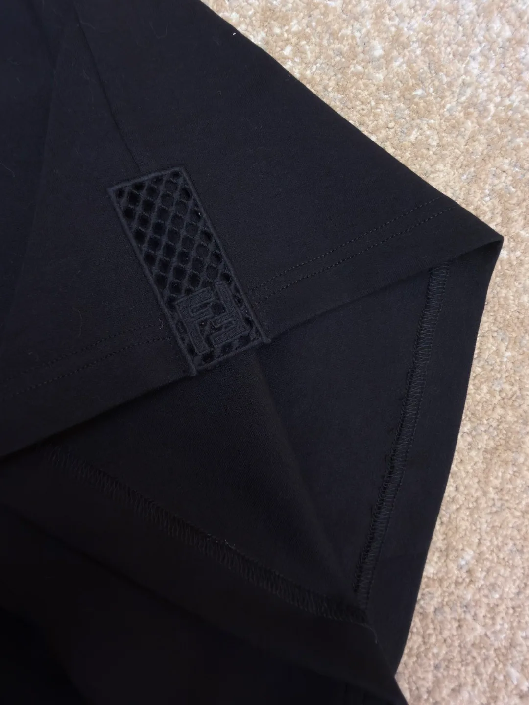 Men's Shorts FENDI 17480583
