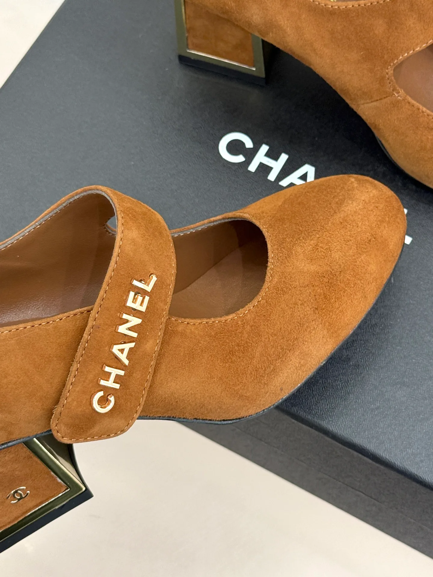 Women's Heels CHANEL 18092668