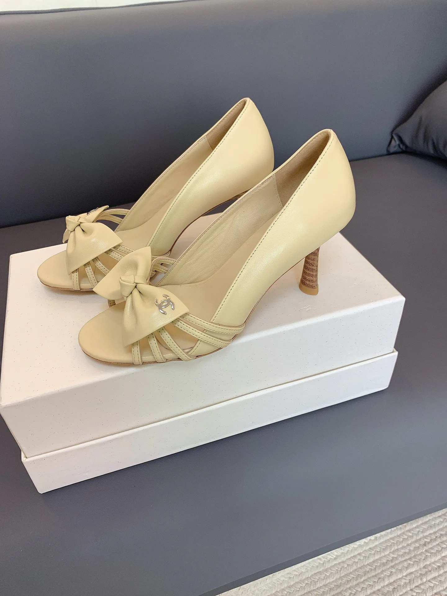 Women's Heels CHANEL 17656653