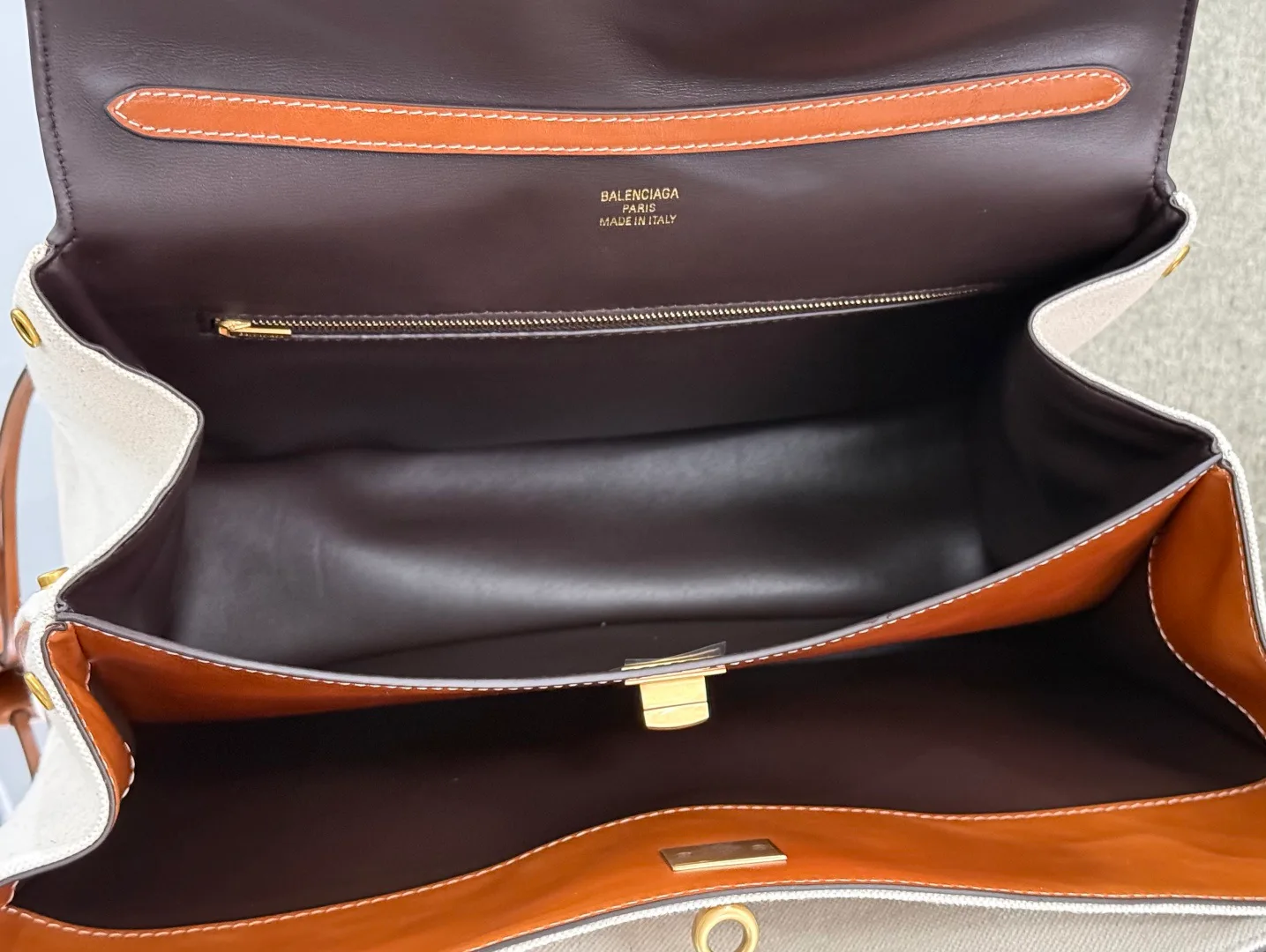 Классические Сумки Женские Balenciaga 18608579