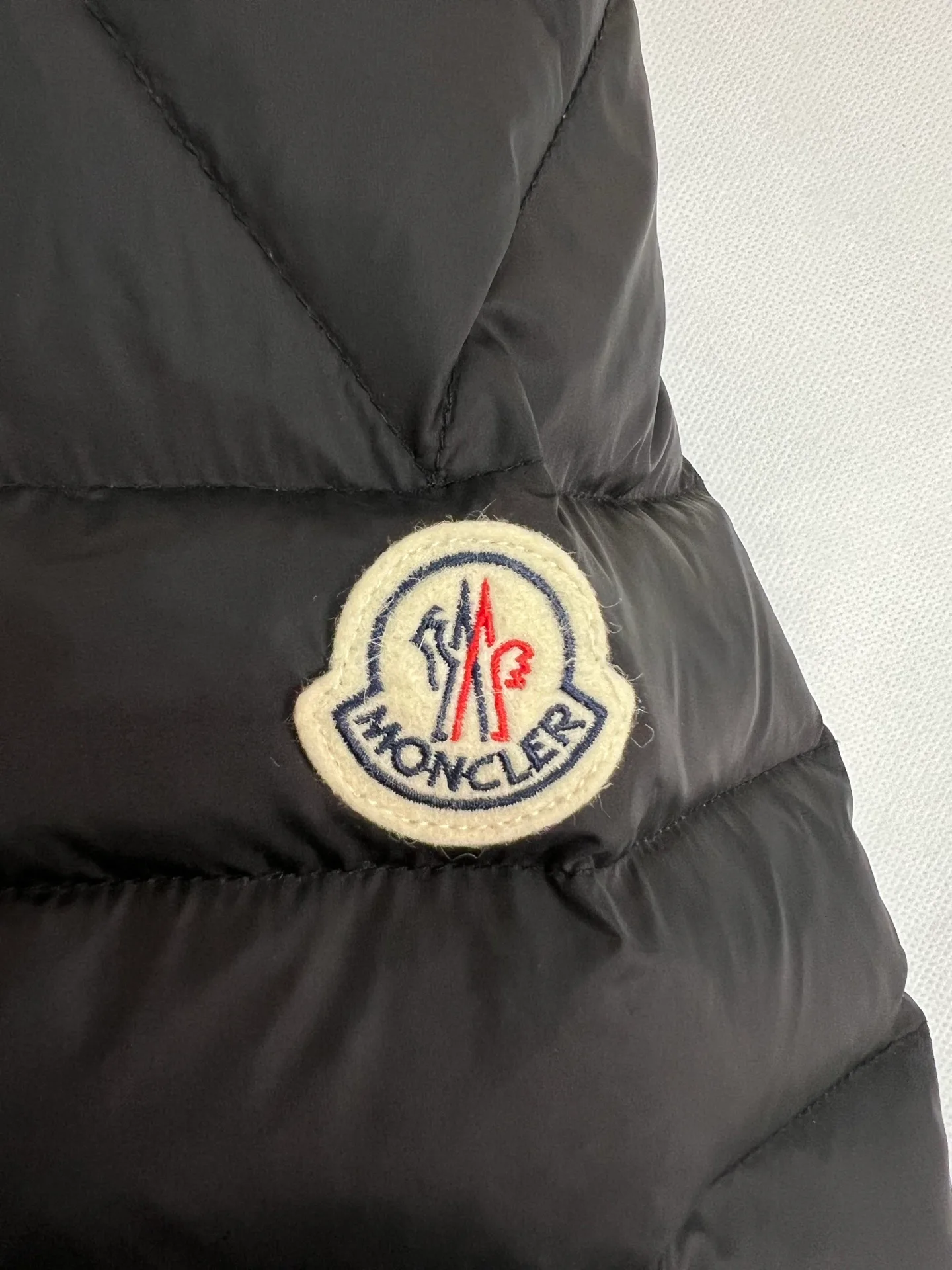 Куртки И Пуховики Мужские Moncler 18599888