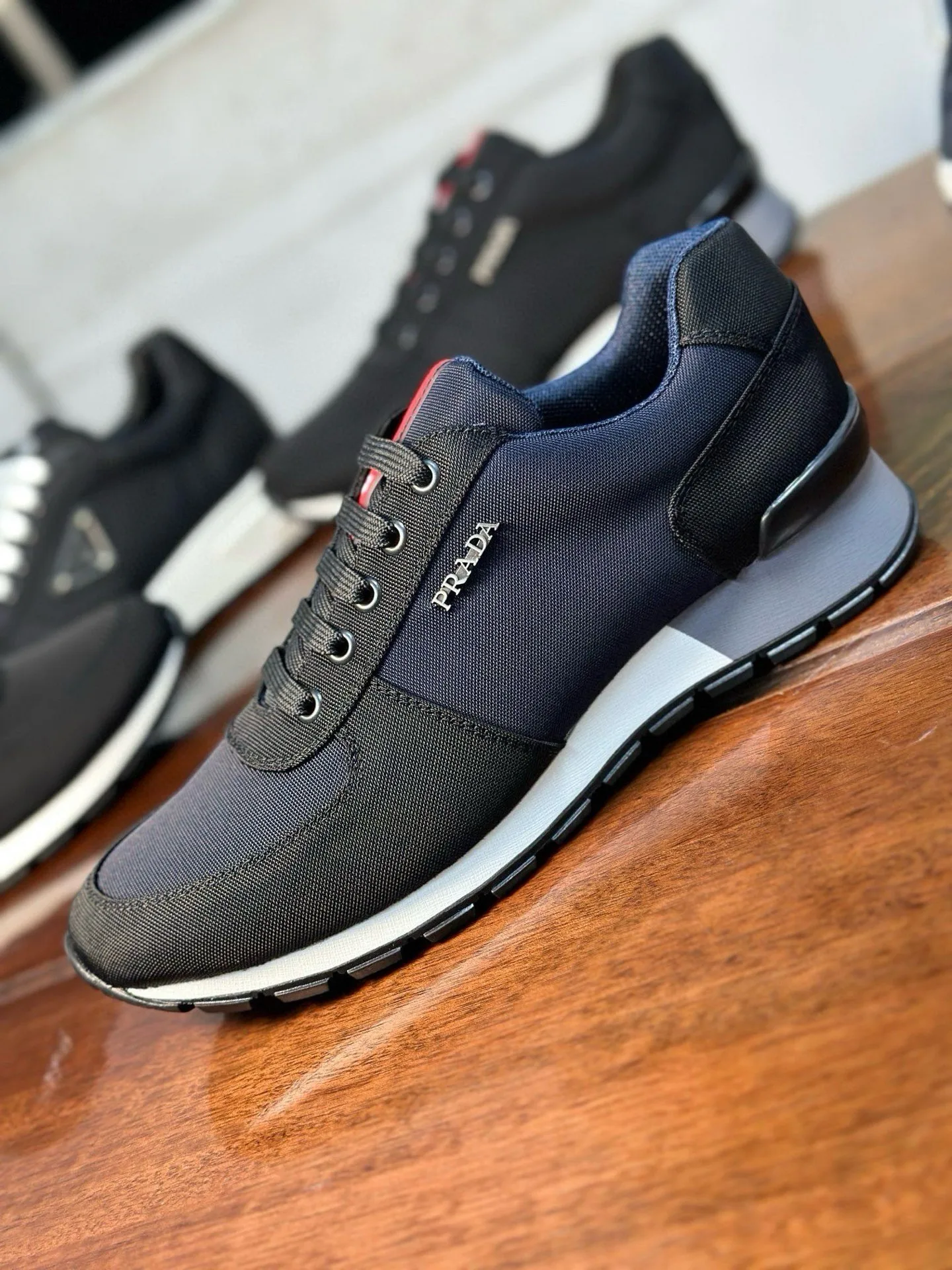 Women's Sneakers PRADA 17851277