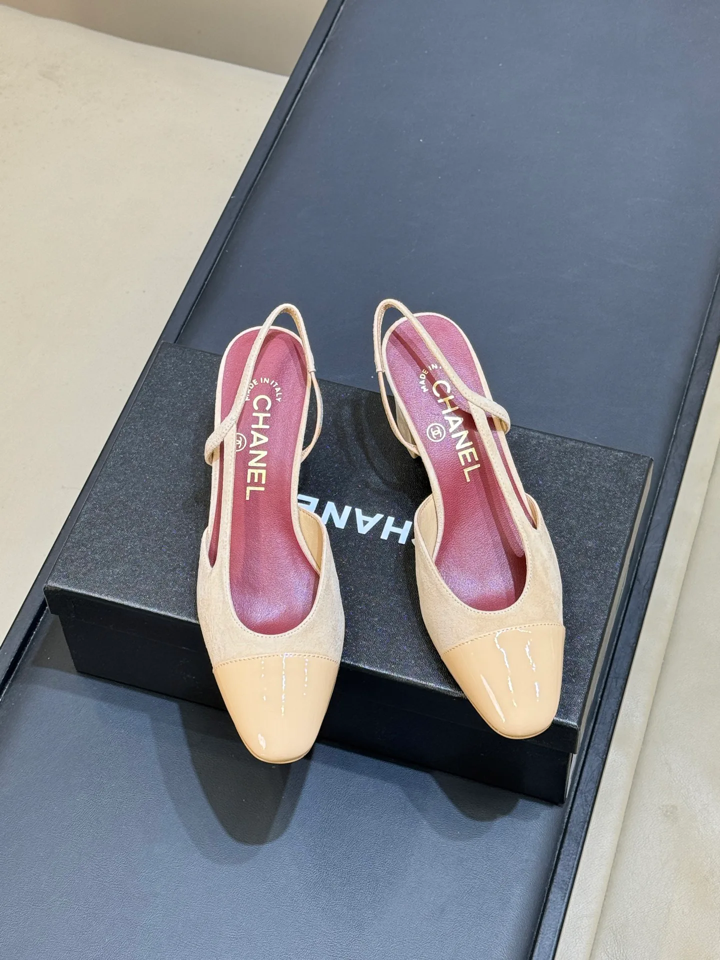 Women's Heels CHANEL 18072786