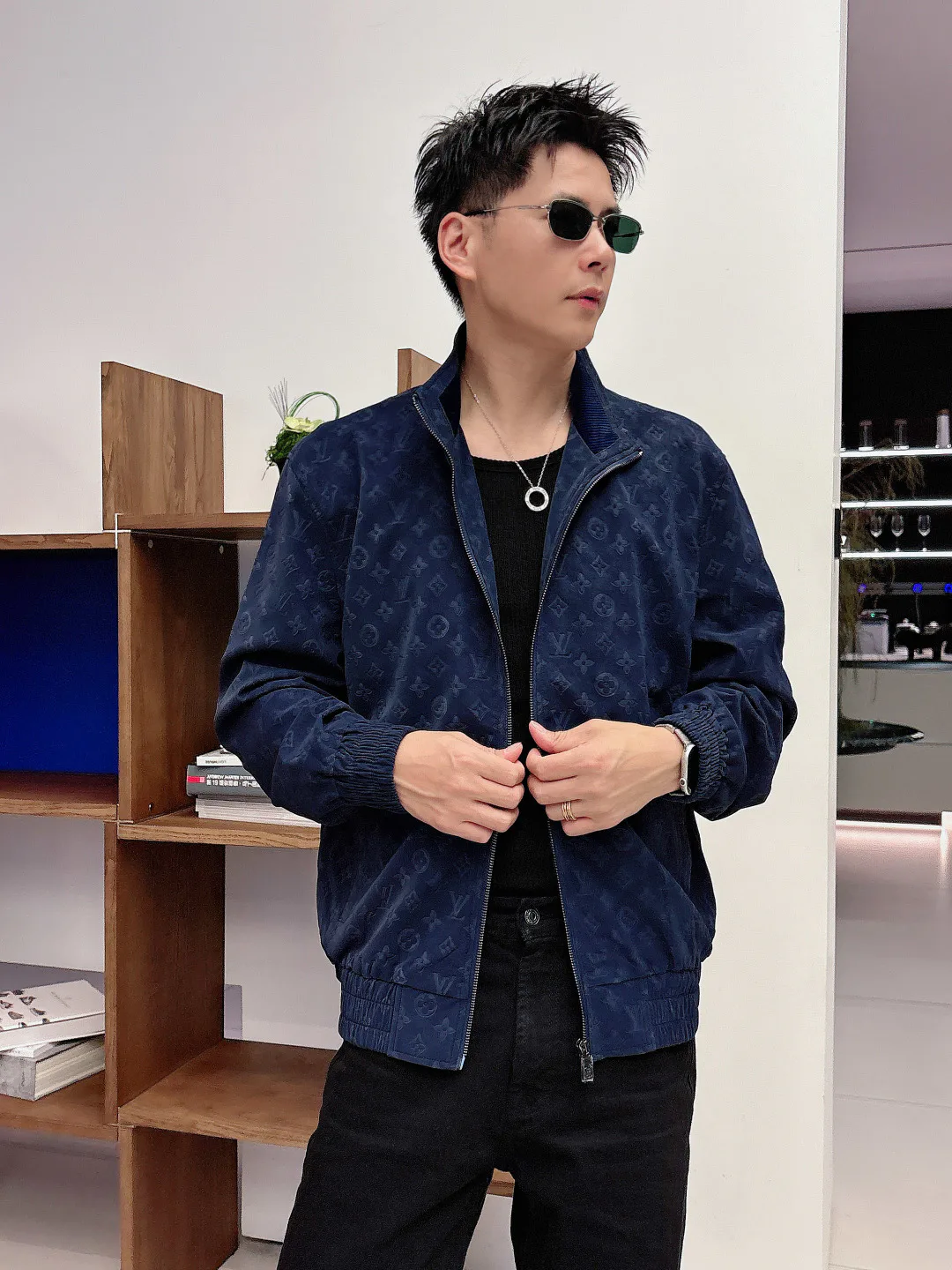 Men's Jackets And Down Jackets LOUIS VUITTON 18097587
