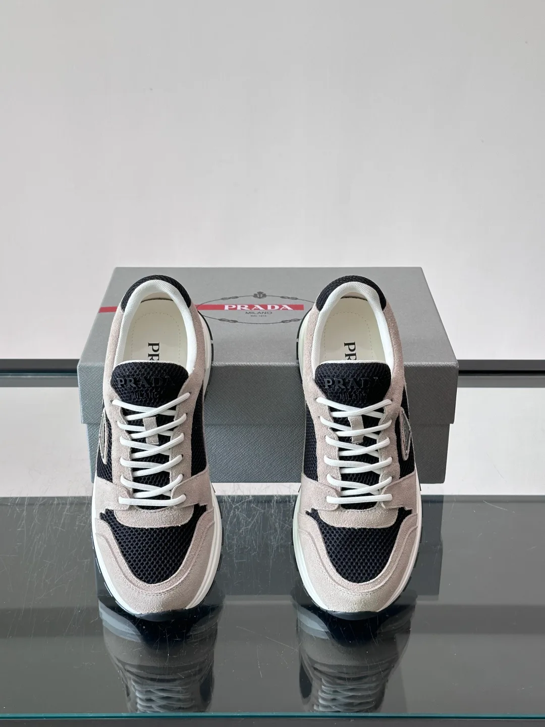 Women's Sneakers PRADA 18102647