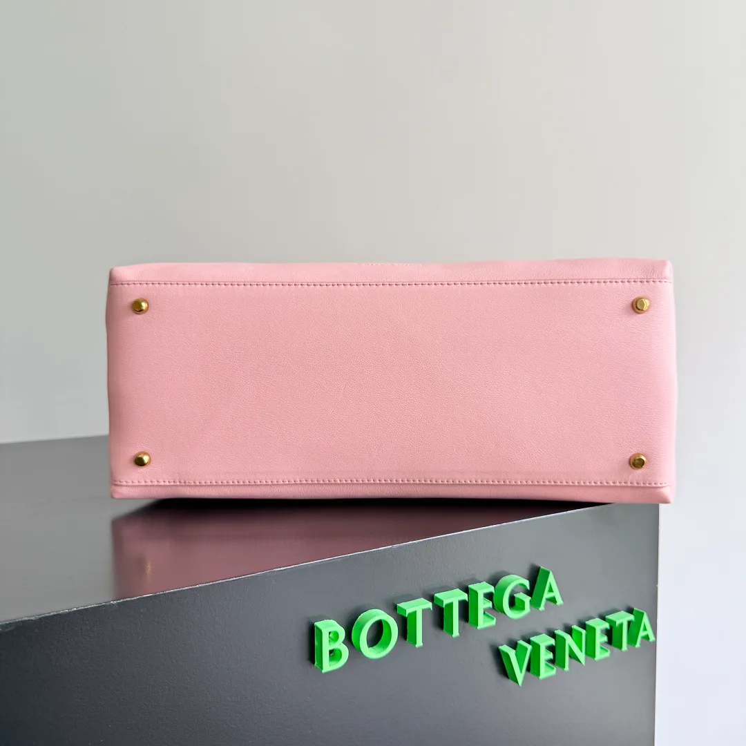 Women's Classic Handbags BOTTEGA VENETA 16878900