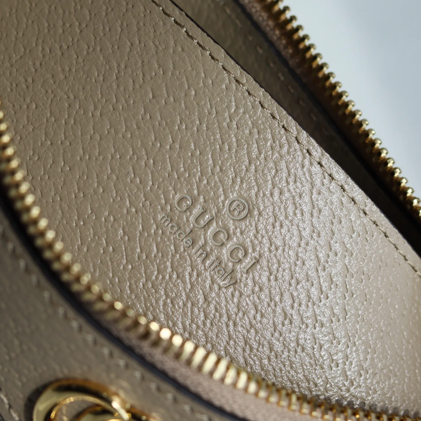 Women's Classic Handbags GUCCI 17947802