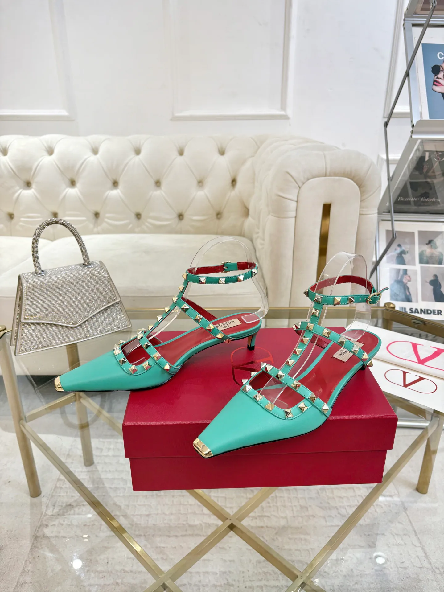 Women's Open-Toe Sandals VALENTINO 17843936