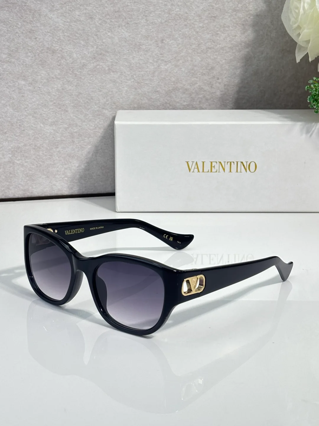 Glasses VALENTINO 18059586