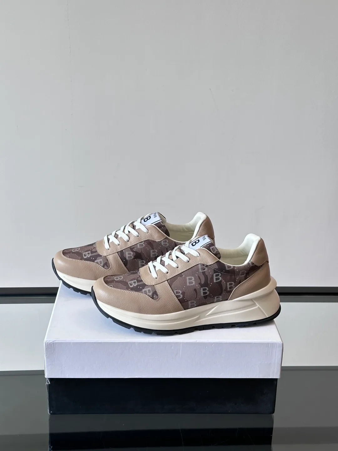 Men's Sneakers BERLUTI 18277784