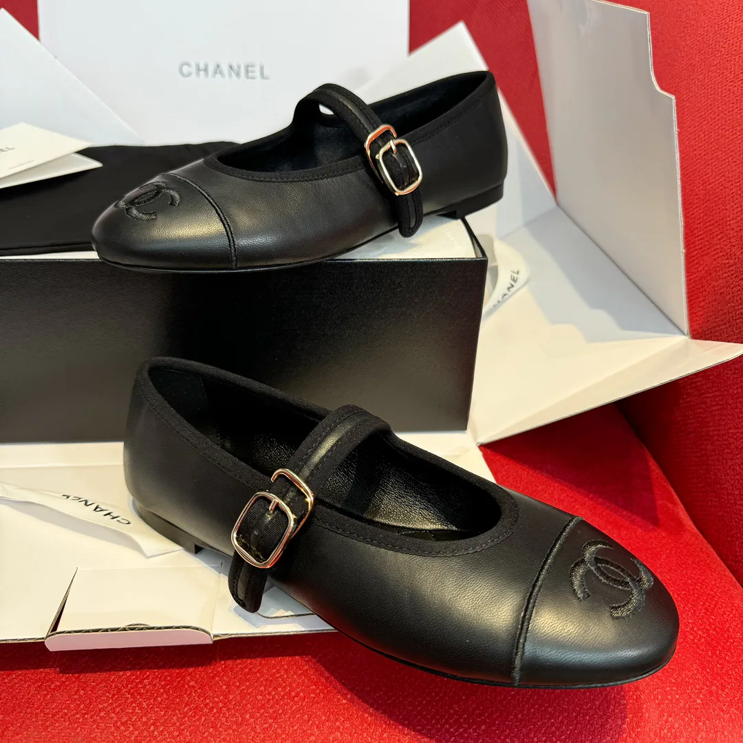 Women's Heels CHANEL 18067041