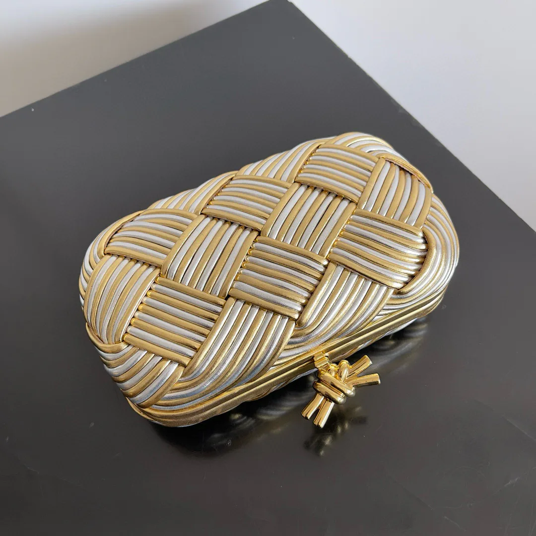 Women's Clutches BOTTEGA VENETA 17313230