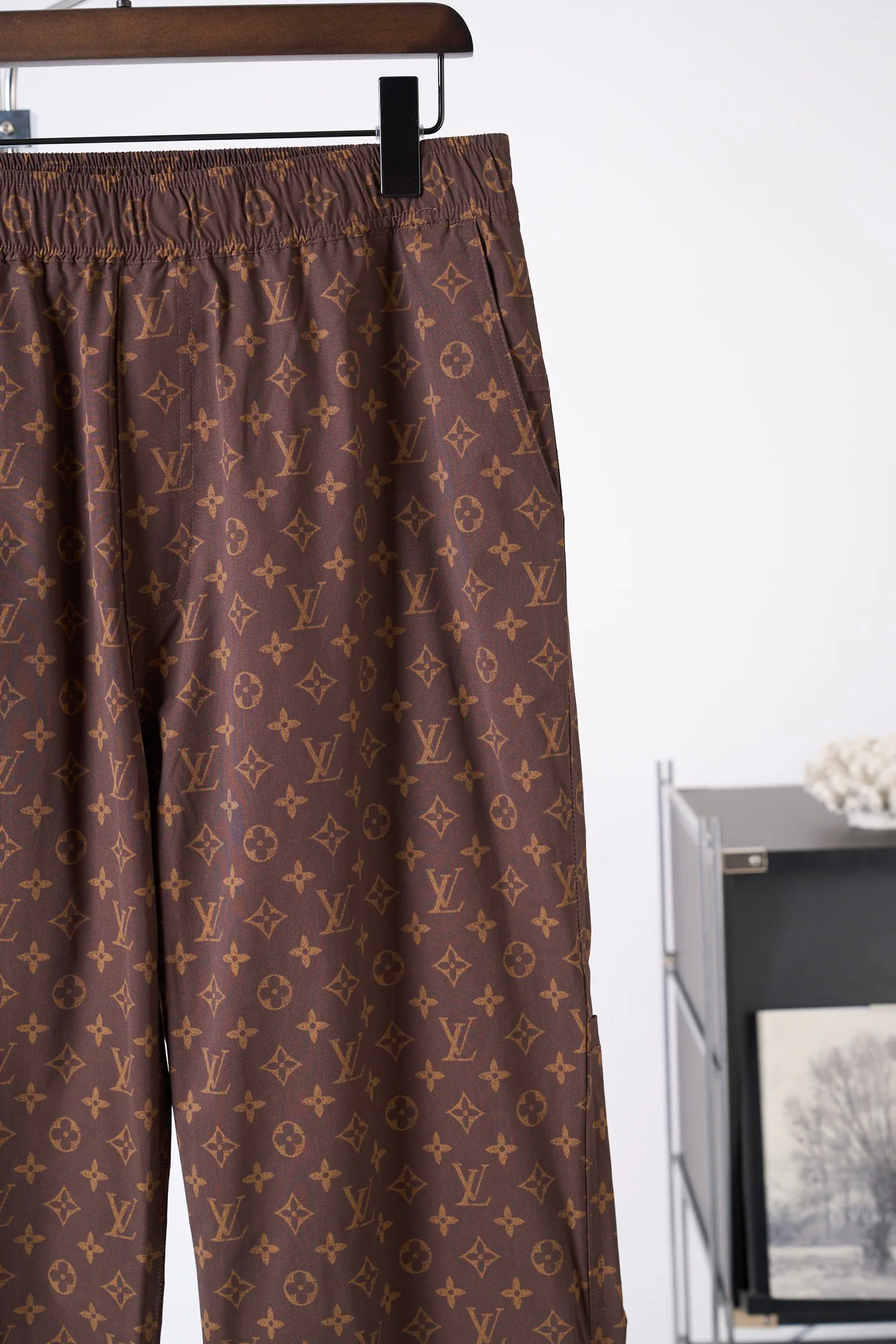 Men's Trousers LOUIS VUITTON 18178925