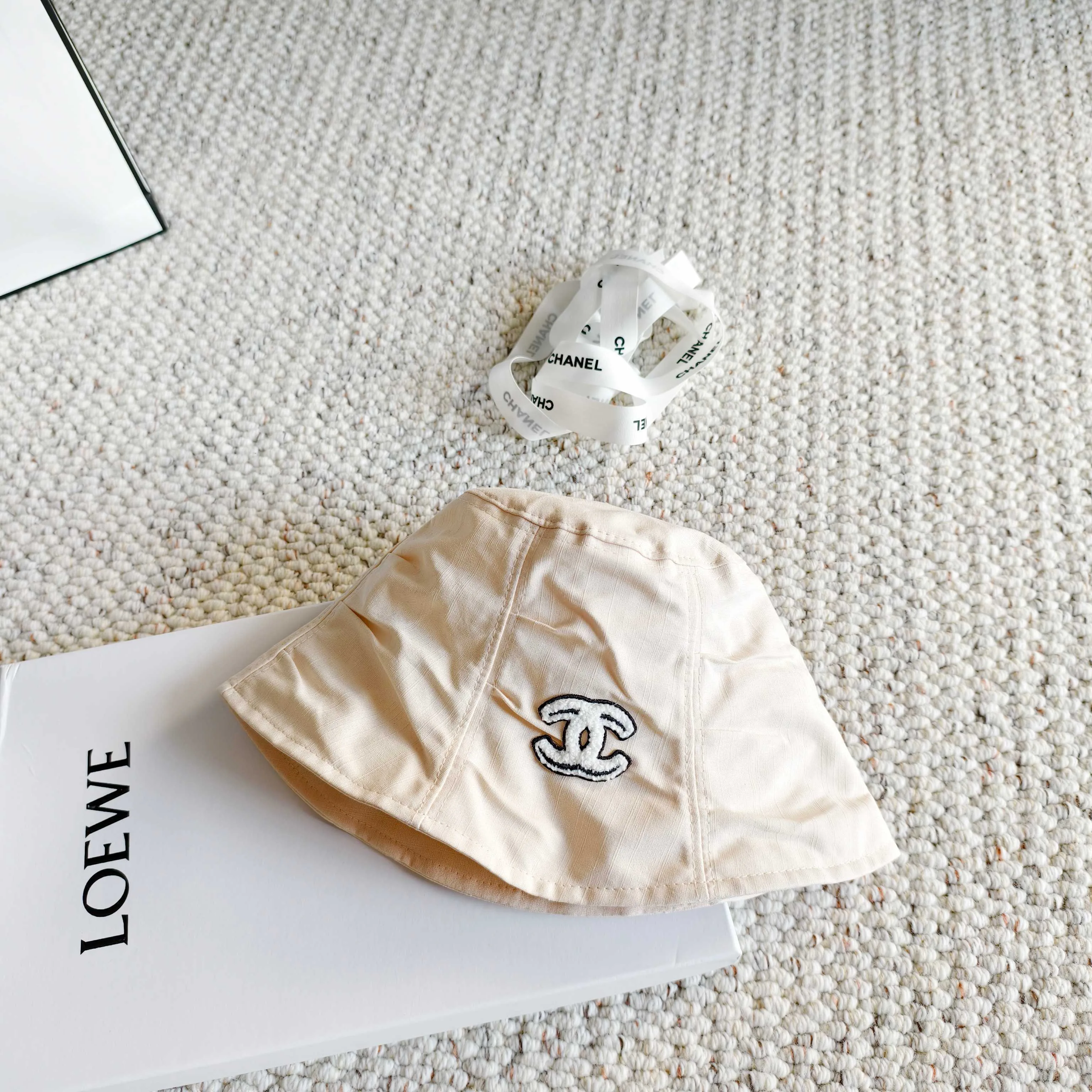 Hats CHANEL 17498327