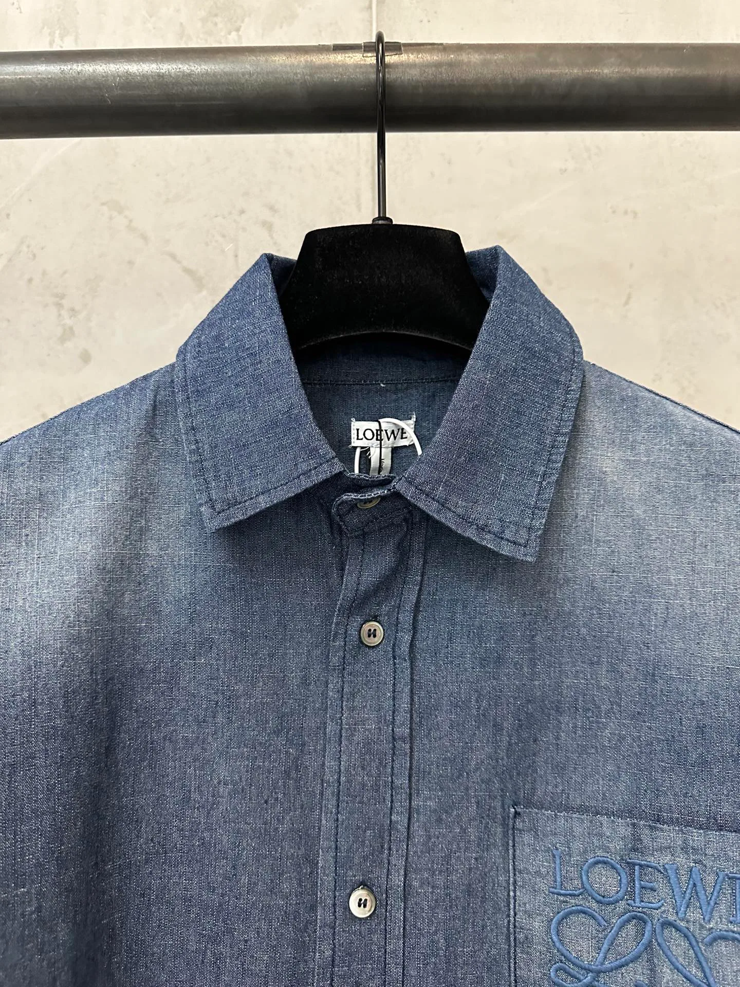 Men's Shirts LOEWE 18368722