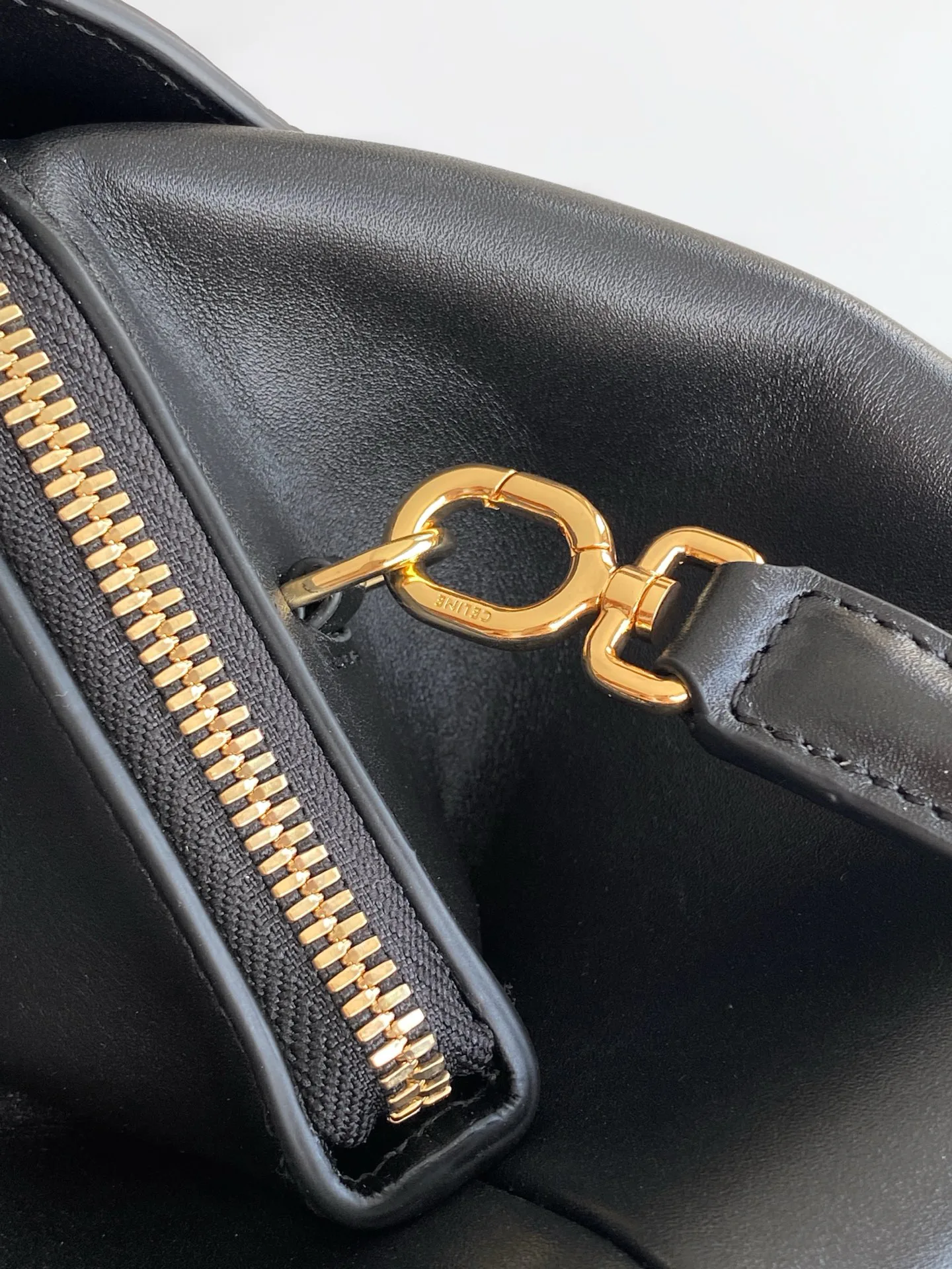 Классические Сумки Женские Celine 18664463