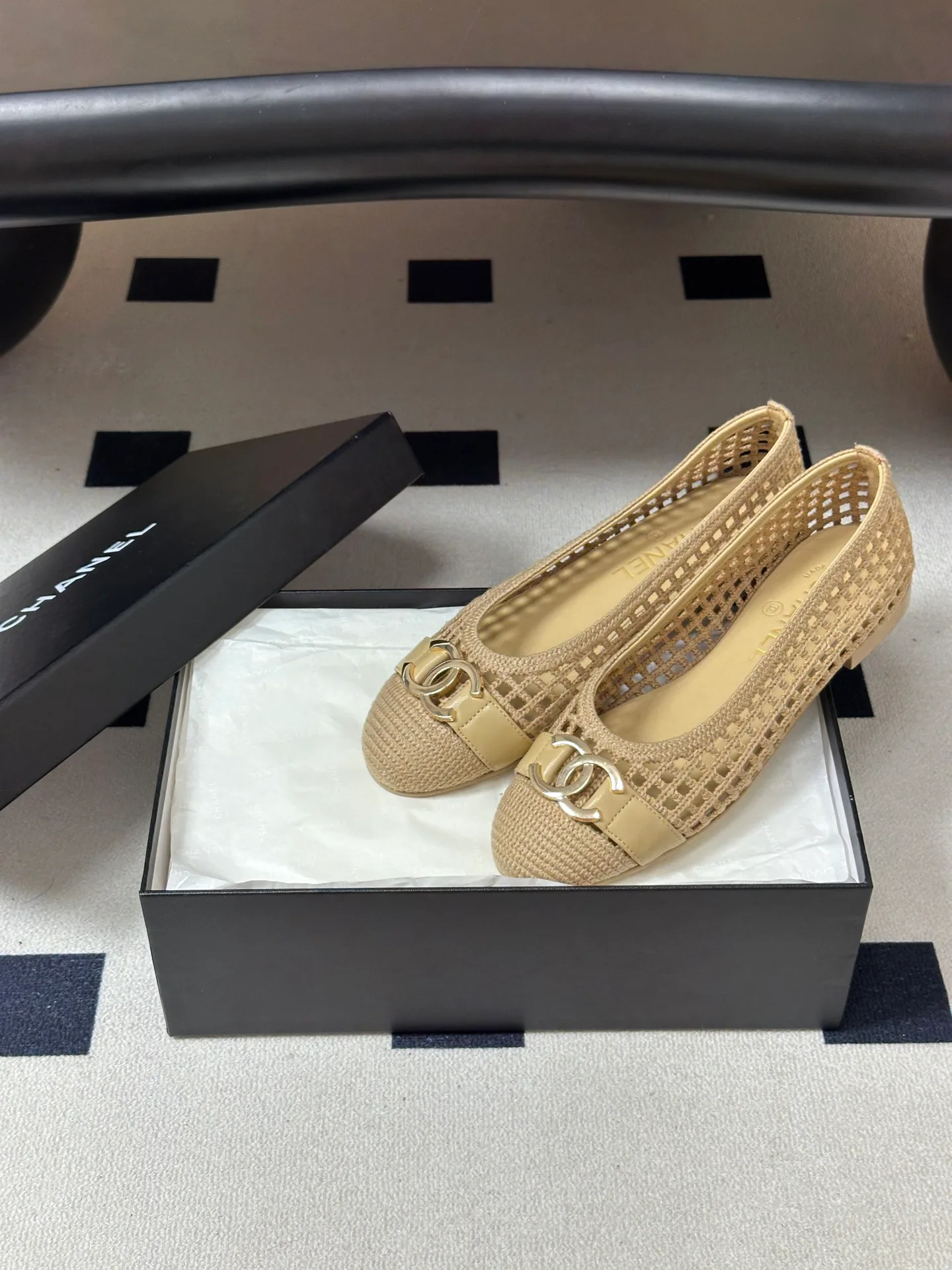 Women's Ballet Flats CHANEL 17403438