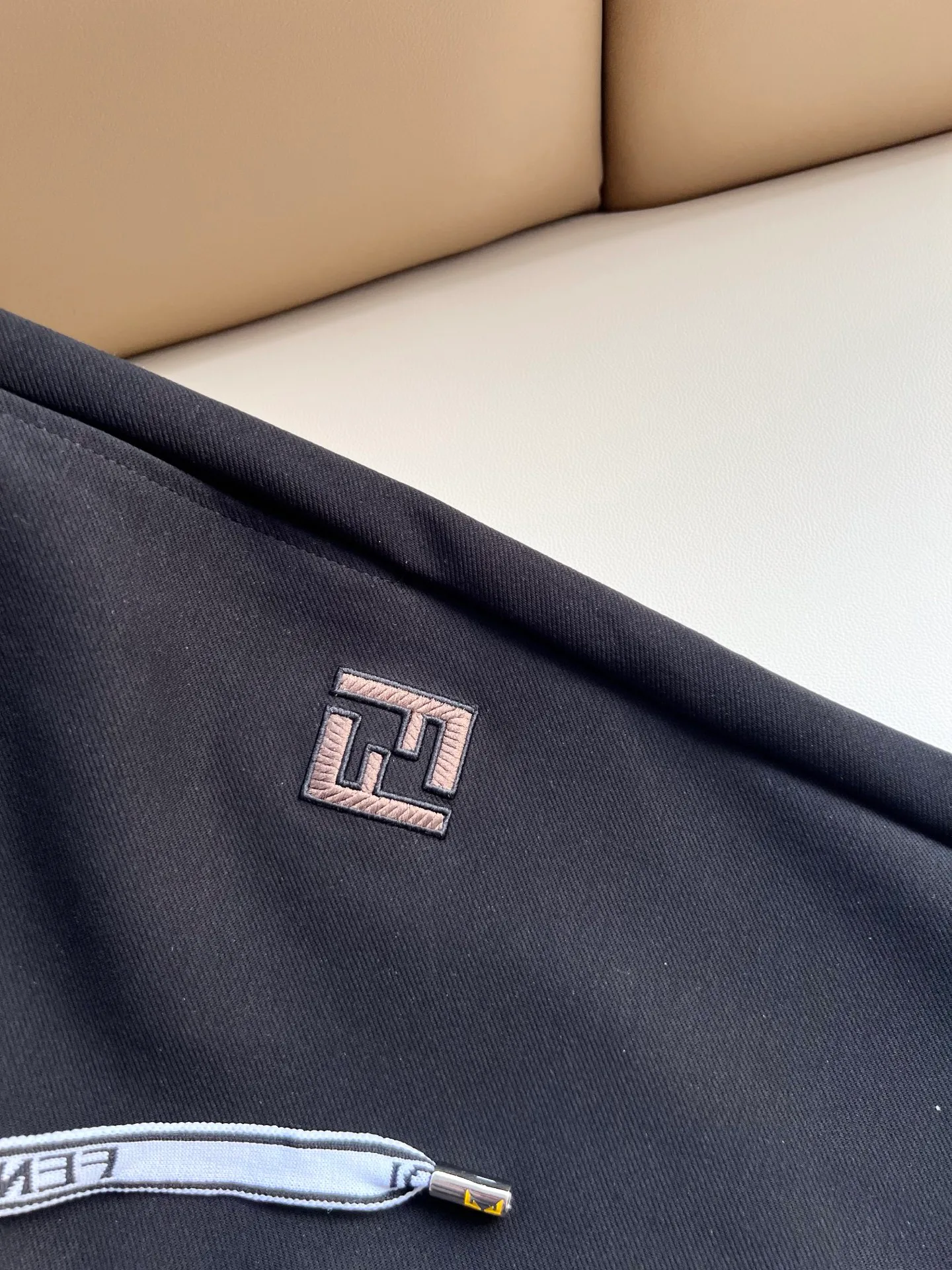 Men's Trousers FENDI 18495740