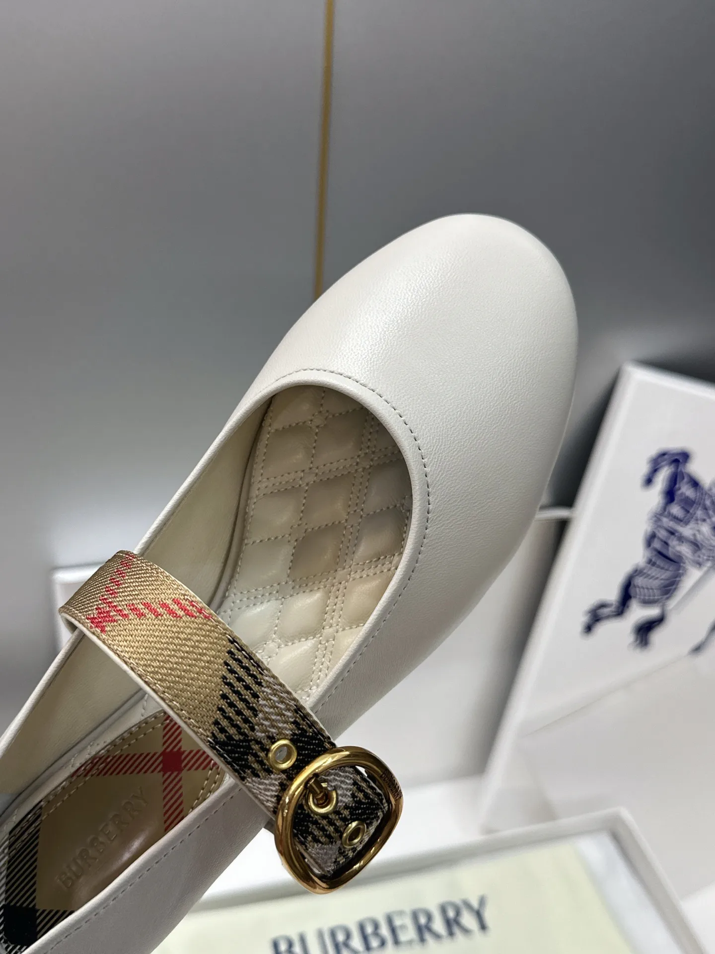 Women's Ballet Flats BURBERRY 18508236