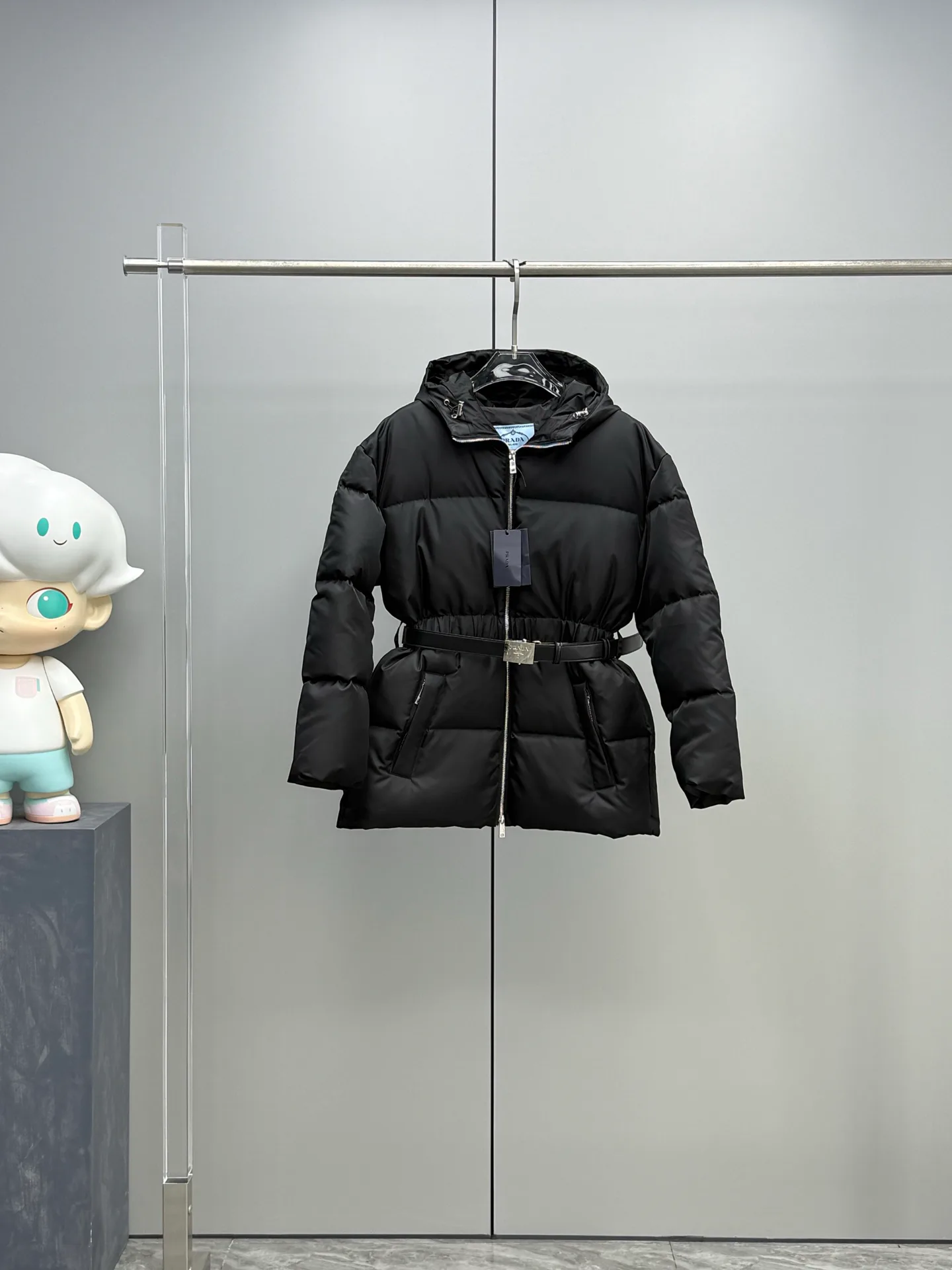 Women's Jackets And Down Jackets PRADA 17901657