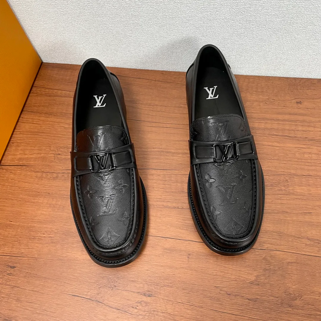 Men's Loafers And Dress Shoes LOUIS VUITTON 18197773