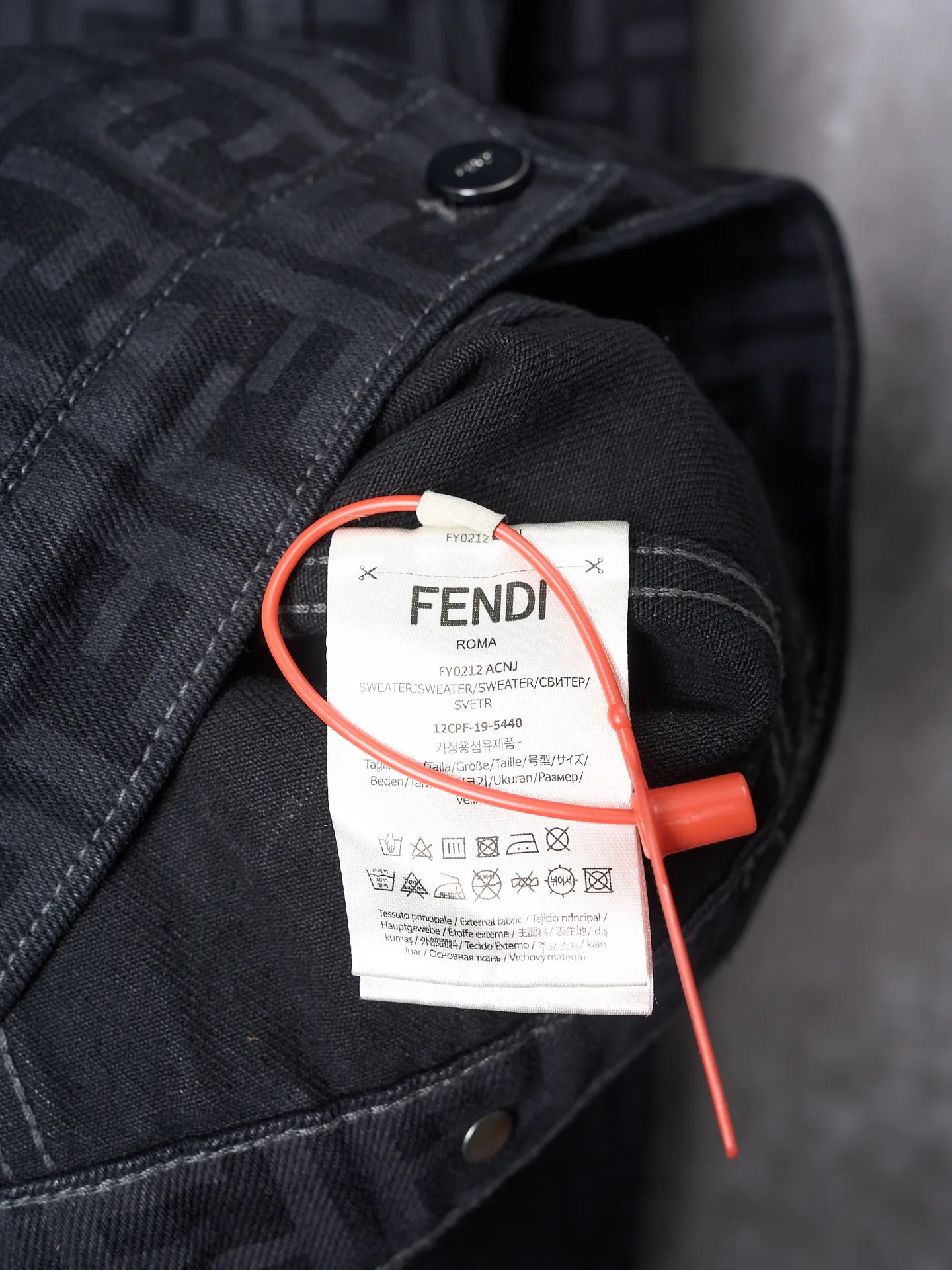 Men's Jackets And Down Jackets FENDI 18179293